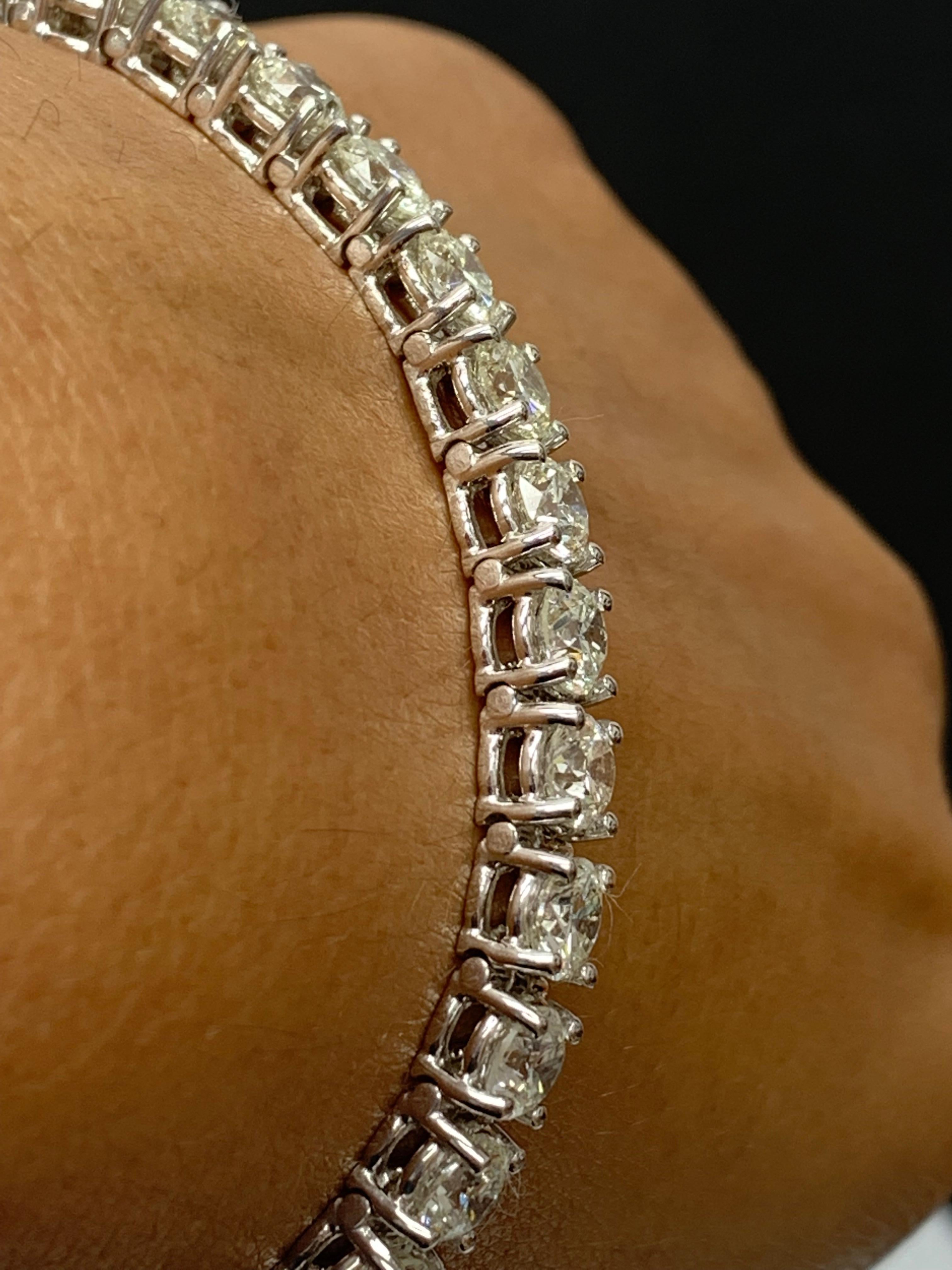 16.95 Carat Brilliant Cut Round Diamond Tennis Bracelet in 14K White Gold For Sale 6