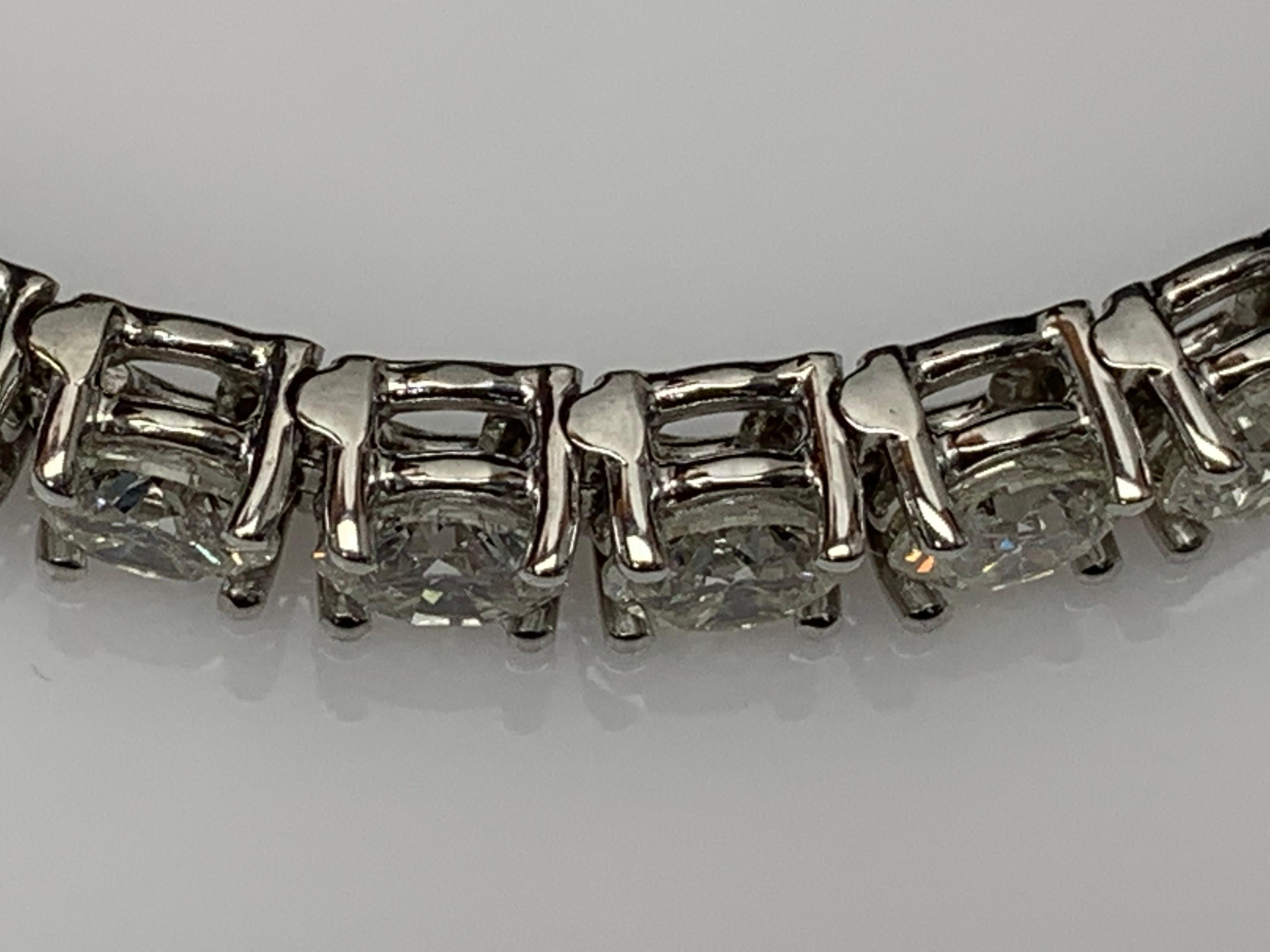 Bracelet tennis en or blanc 14 carats avec diamants ronds taille brillant de 16,95 carats Pour femmes en vente