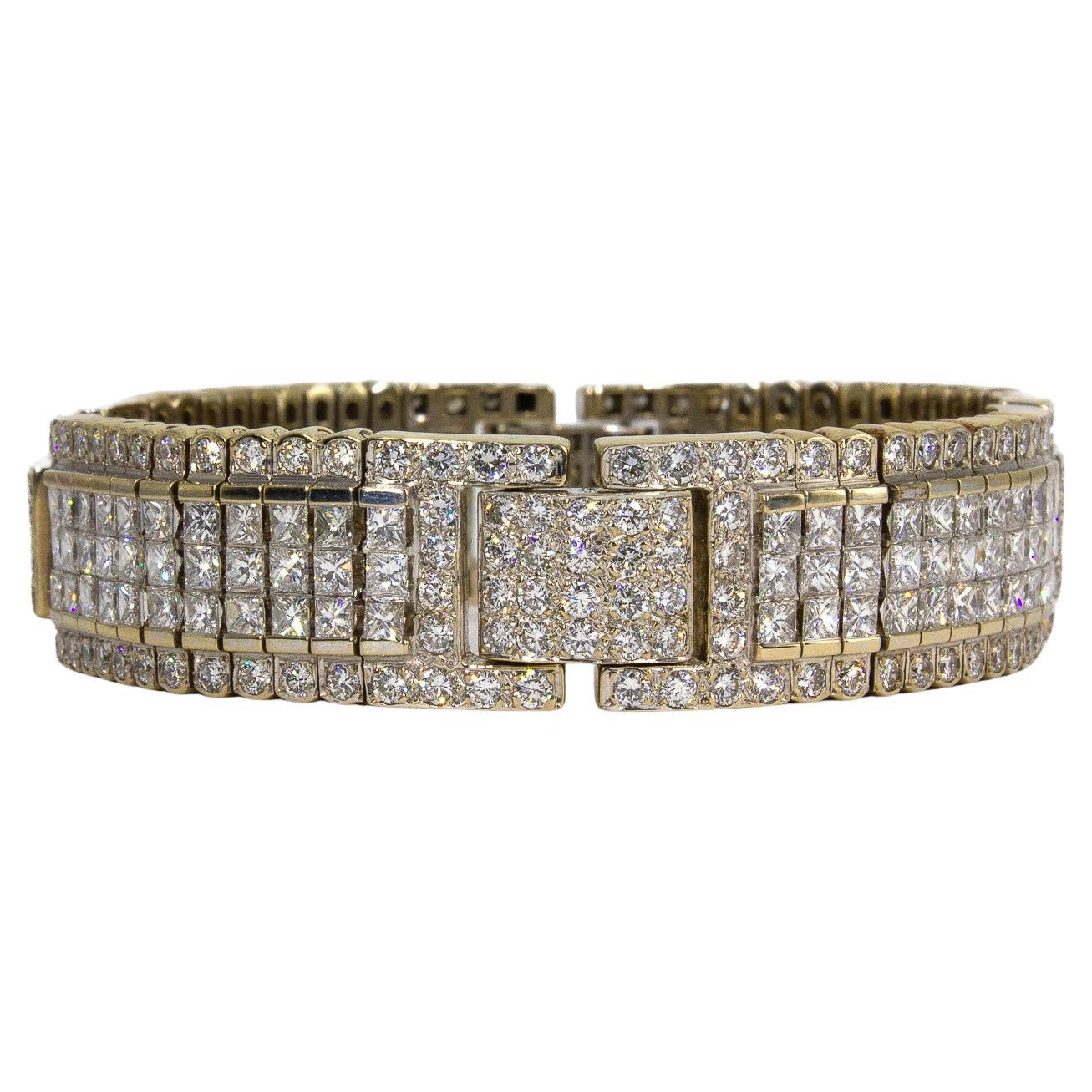 16.95 Carat Total 18K Yellow Gold and Diamond Bracelet