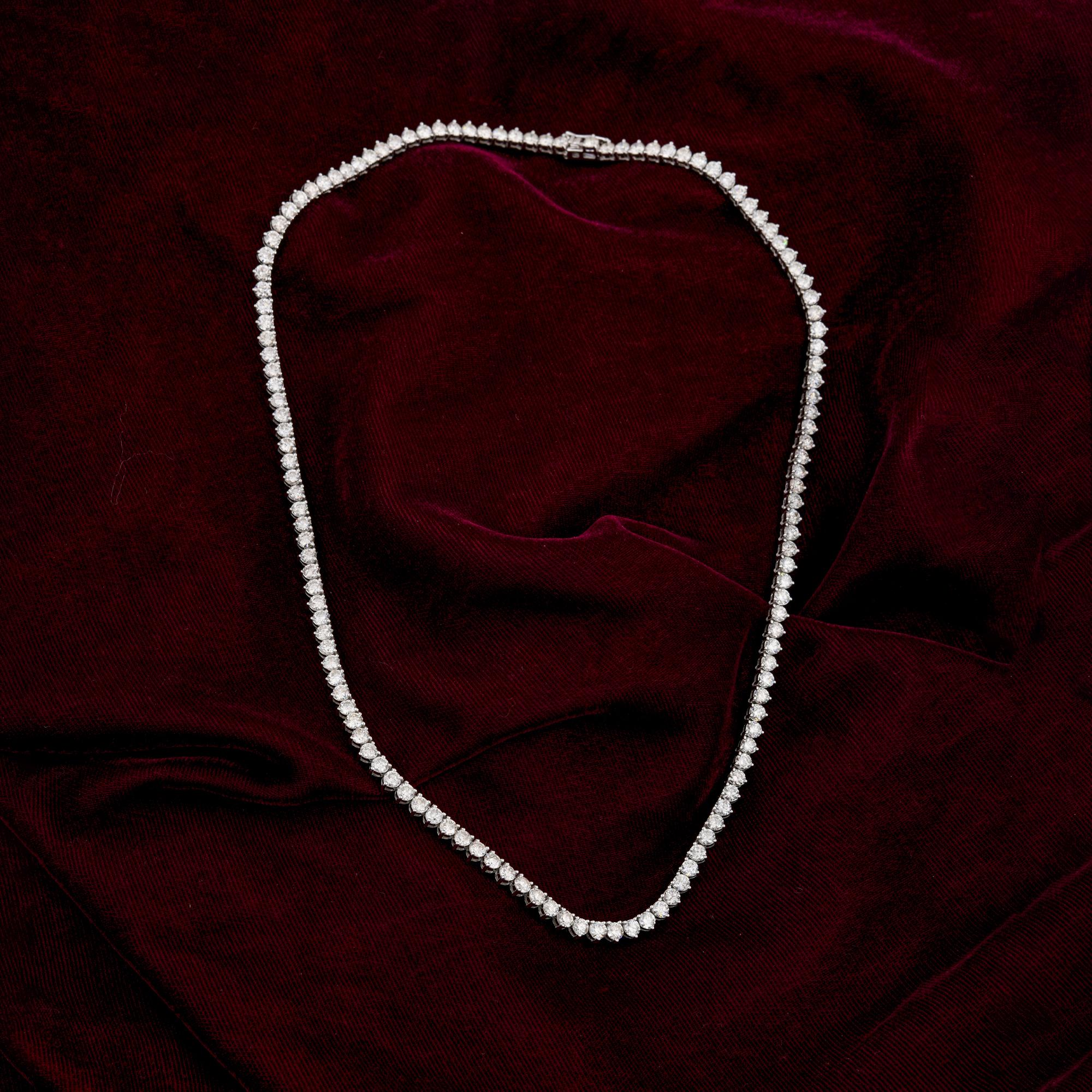 16.98 Carat SI/H Round Brilliant Cut Diamond Tennis Necklace 14 Karat White Gold In New Condition For Sale In Diera, Dubai