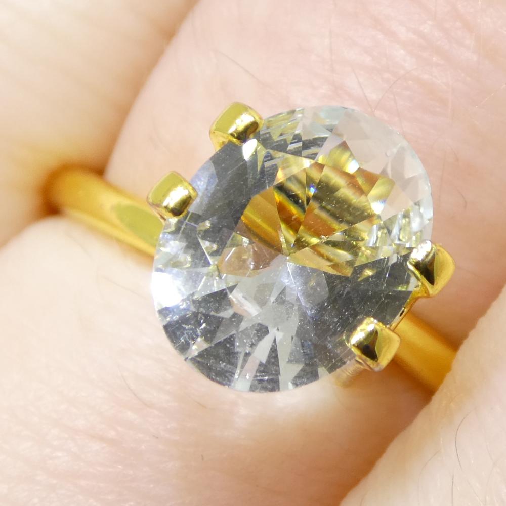 Aguamarina azul ovalada de Brasil sin calentar de 1,69 ct en venta 9