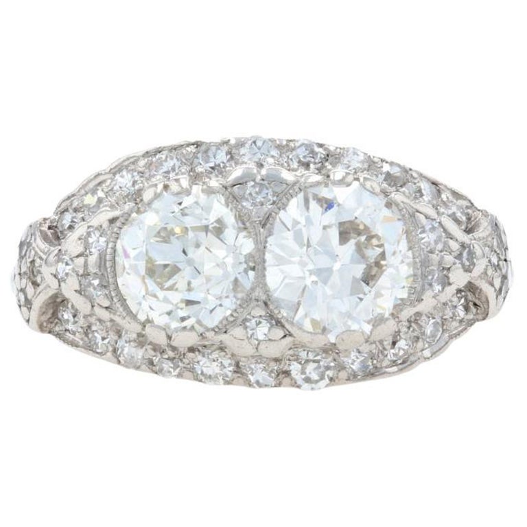 1.69 Karat Diamant im europäischen Schliff Art Deco Ring, Platin Vintage Milgrain