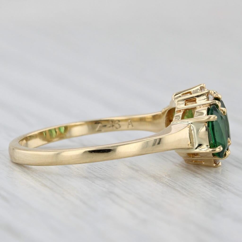 Anello con 3 pietre di diamante di 1,69ctw Green Chrome Diopside, oro giallo 18k, misura 7,5 in vendita 1