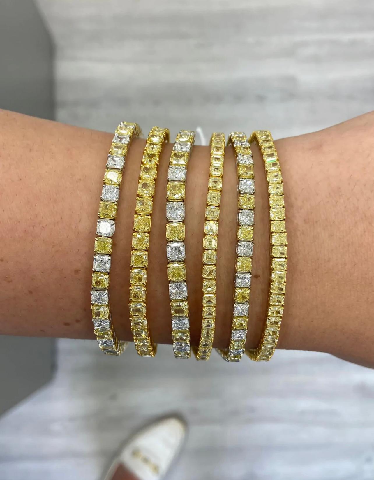 Taille coussin Bracelet tennis de 16 carats avec diamants jaunes intenses taille coussin fantaisie en vente