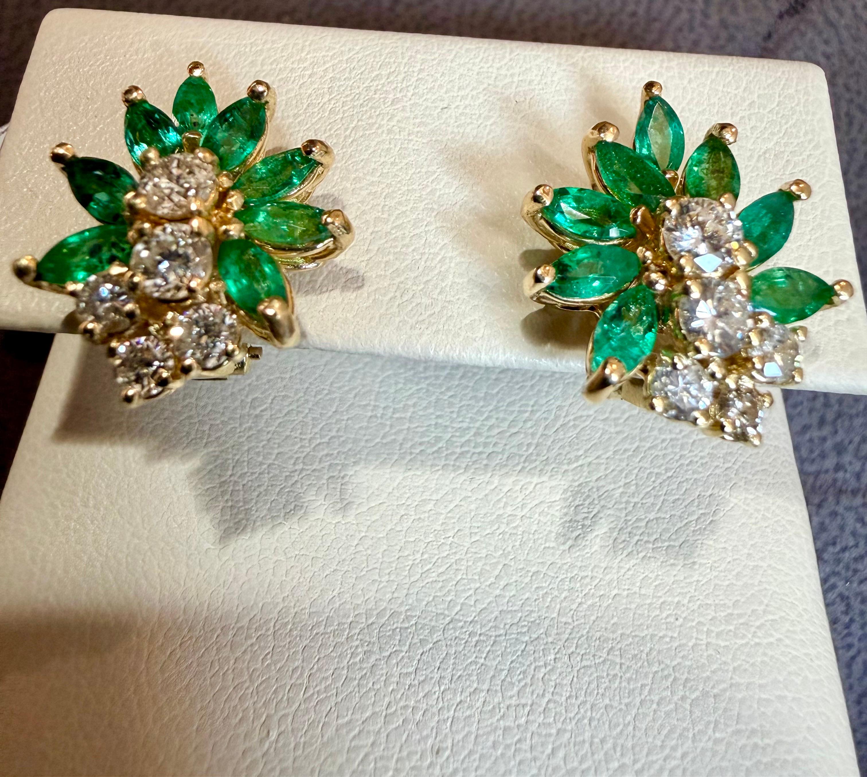 1.6Ct Nature Brazilin Marquise Emerald & 1.0 Ct Diamond Clip on Earring 18 KYG en vente 5