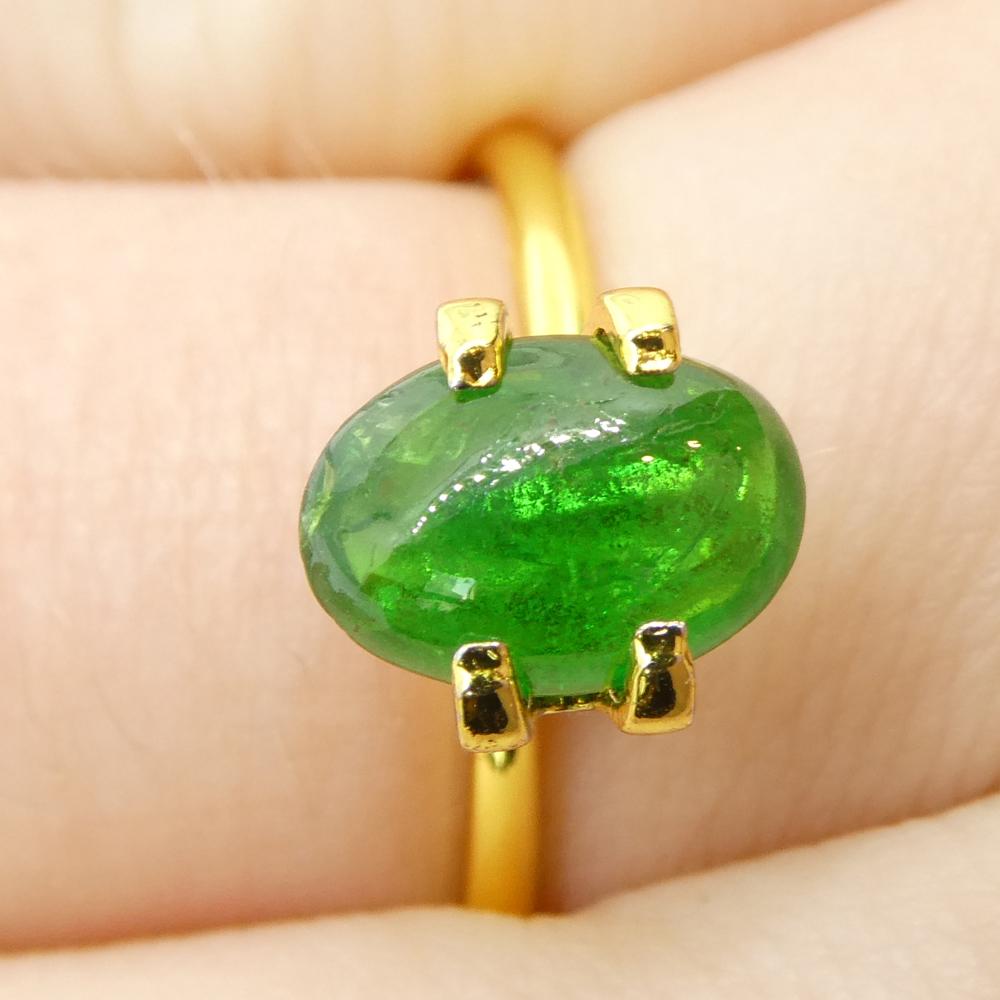 Granato ovale cabochon di tsavorite verde del Kenya, 1.6ct, non riscaldato in vendita 8