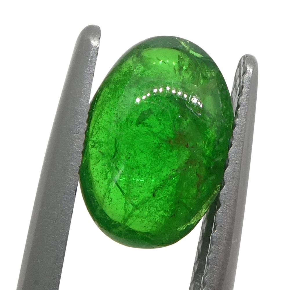 Granato ovale cabochon di tsavorite verde del Kenya, 1.6ct, non riscaldato In condizioni Nuovo in vendita a Toronto, Ontario