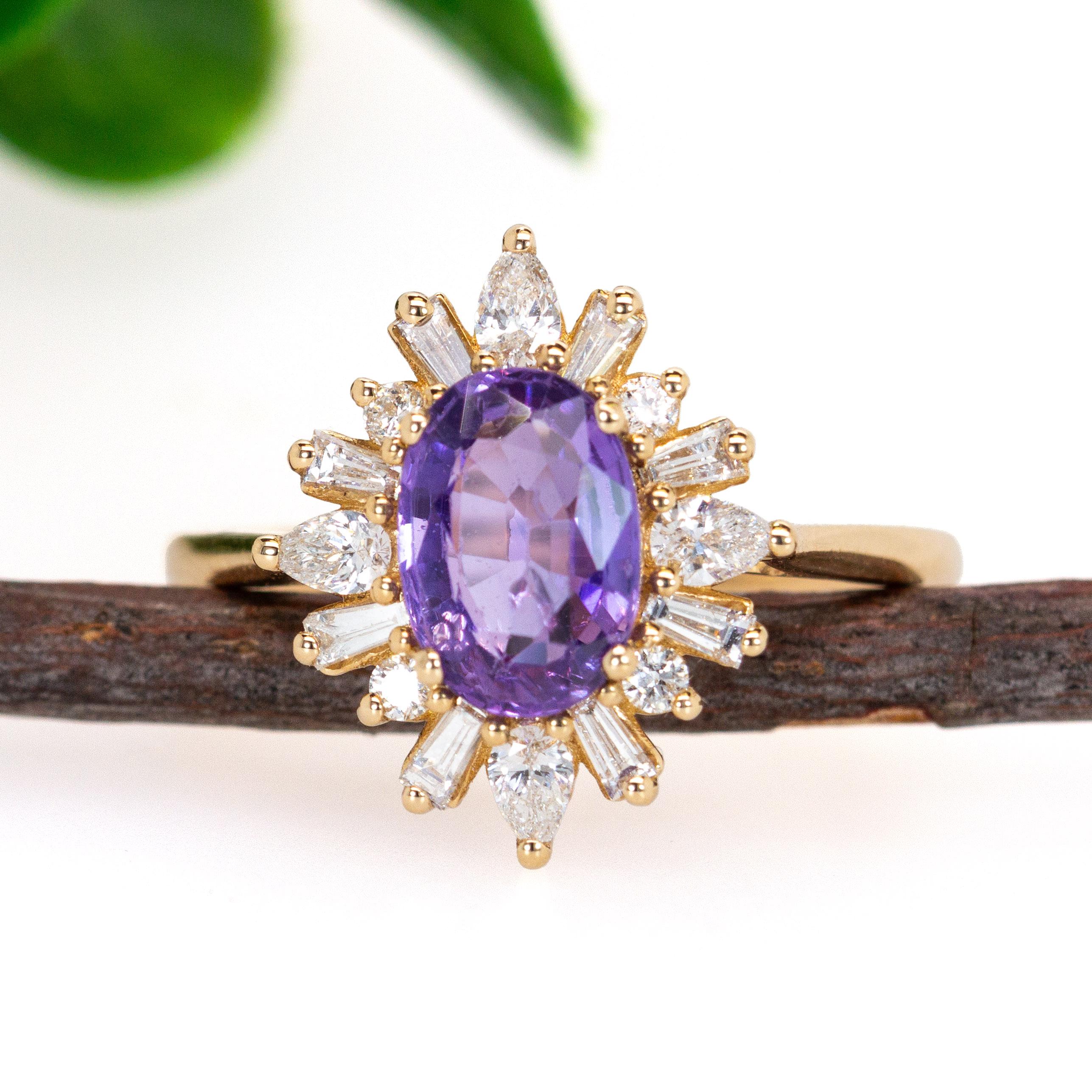 Oval Cut 1.6ct Purple Sapphire Ring w Earth Mined Diamonds in Solid 14K Gold Oval 8x6mm For Sale