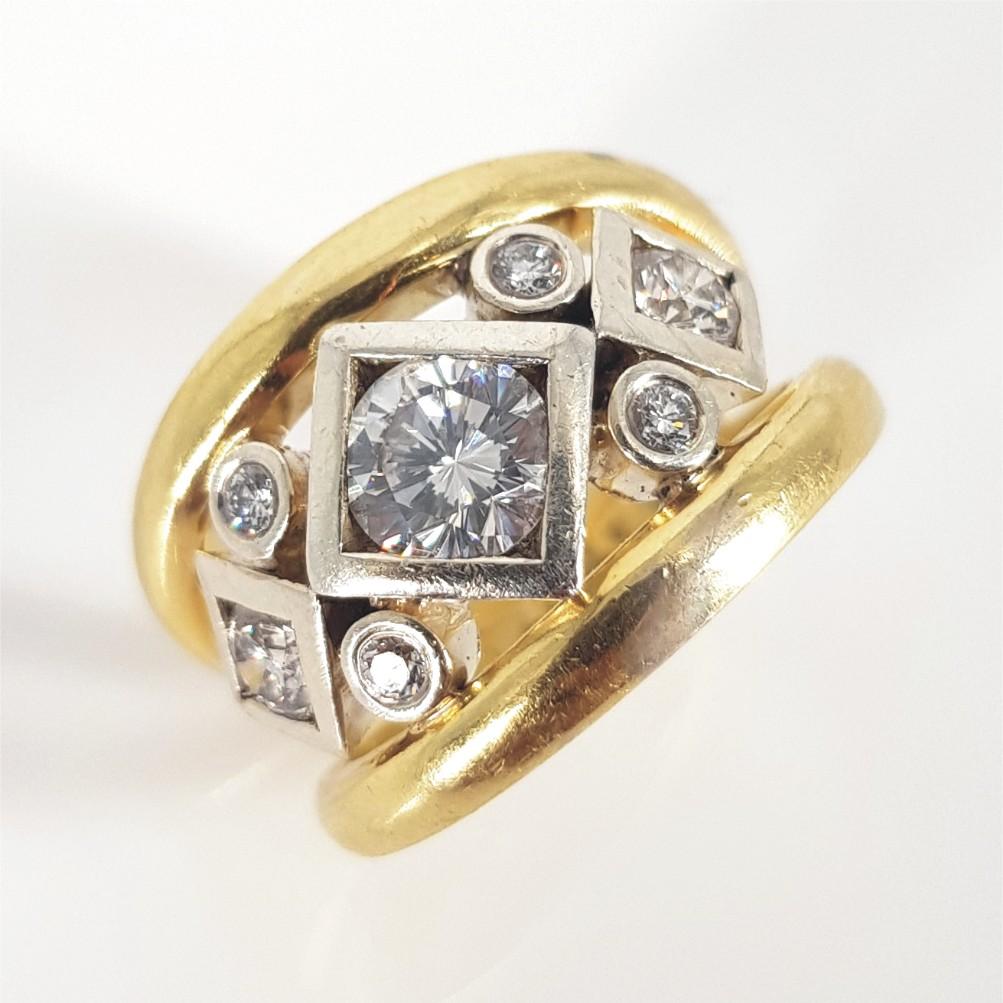 16 Karat Weiß- und Gelbgold Diamantring (Rundschliff) im Angebot
