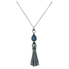 16 Karat T.W. Viktorianische Saphir- und Diamant-Halskette mit Quaste und Perlen in 18k/925