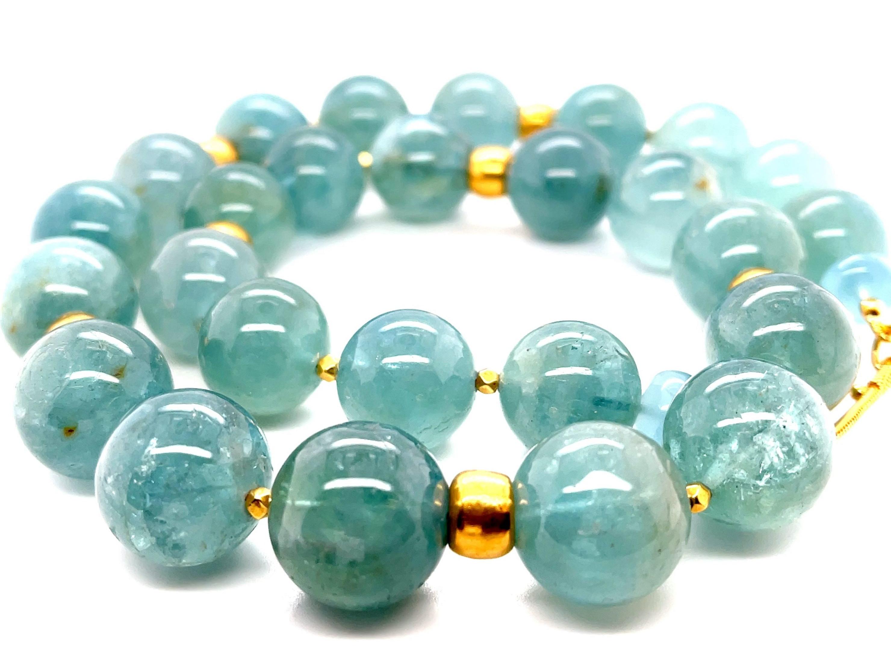 16mm Sea Foam Green Aquamarine Bead and 18k Yellow Gold Necklace, 20 Inches In New Condition For Sale In Los Angeles, CA