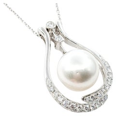 16mm South Sea pearl & Diamond Pendant with Chain In white Gold