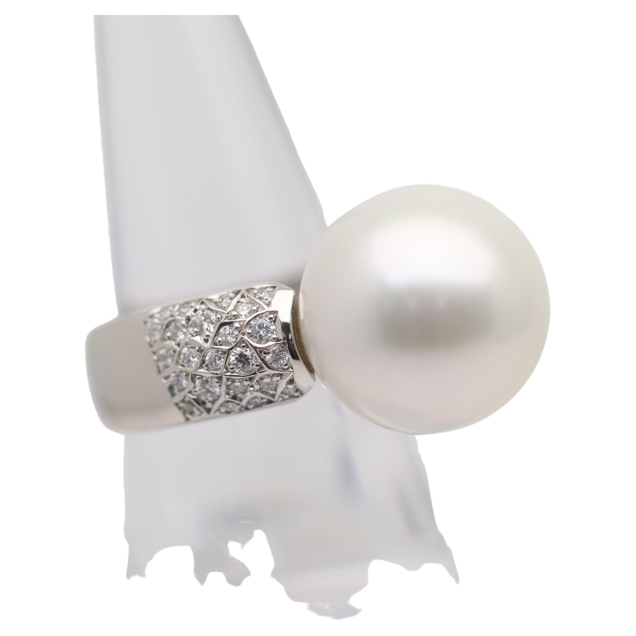 Anillo de Platino con Diamantes y Perlas del Mar del Sur de 16 mm