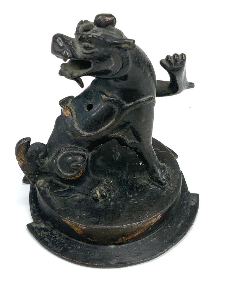 16th-17th Century Chinese Ming Dynasty Fu Dog Censer Incense Vase For Sale 4
