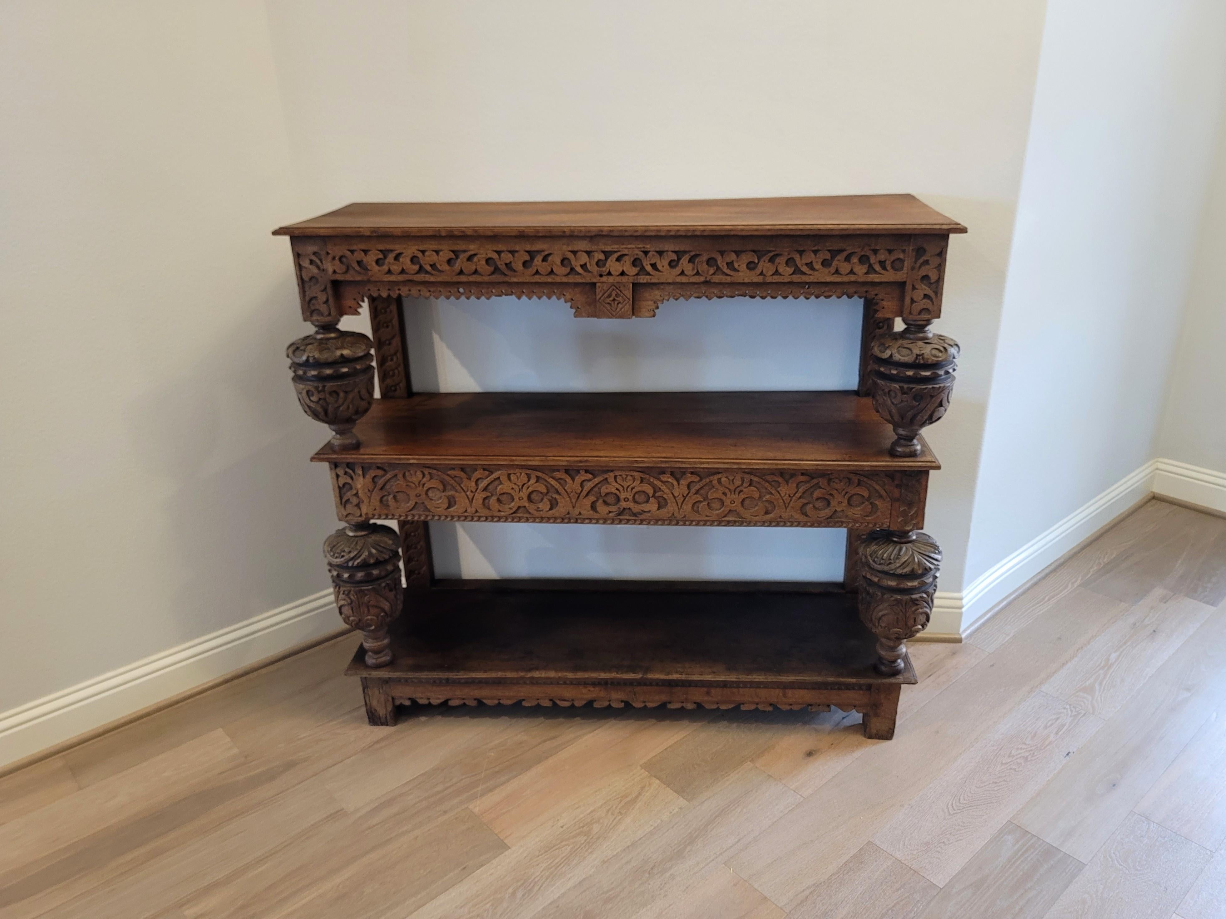 16th/17th Century Elizabethan Carved Oak Three-tier Court Cupboard Server In Good Condition For Sale In Forney, TX