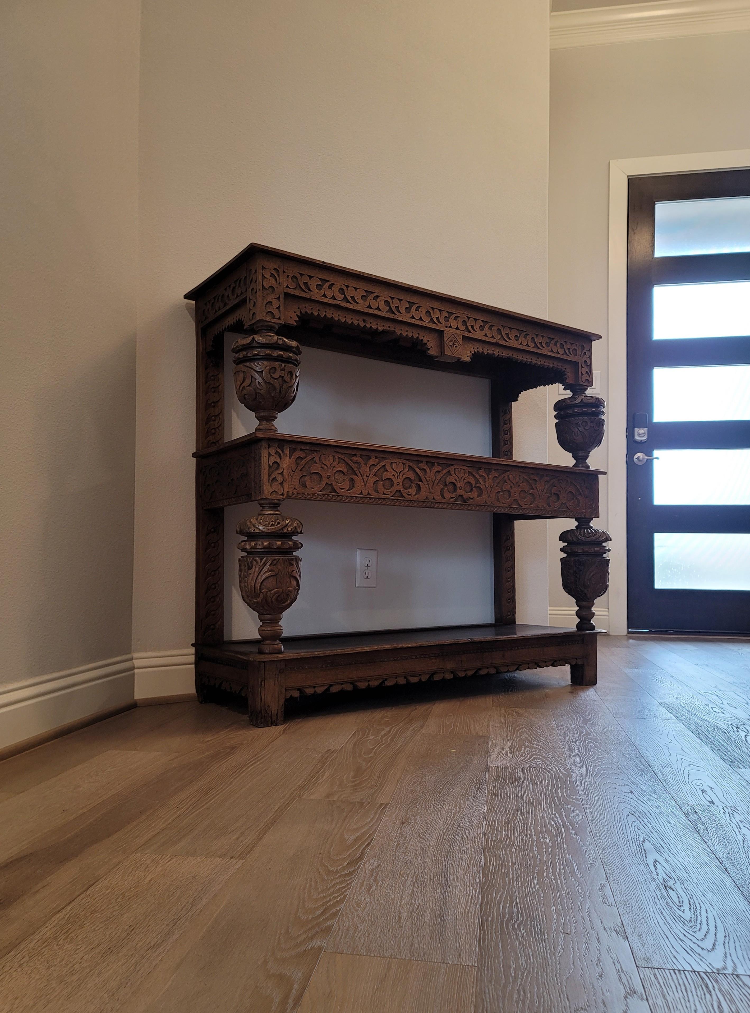 16th/17th Century Elizabethan Carved Oak Three-tier Court Cupboard Server For Sale 2