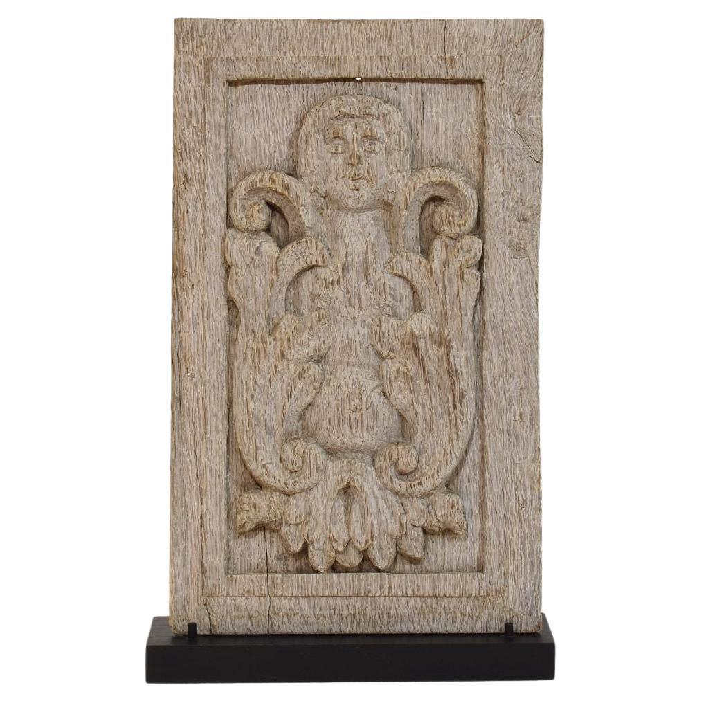 Pannello di Oak francese del XVI-XVII secolo intagliato con figura di angelo