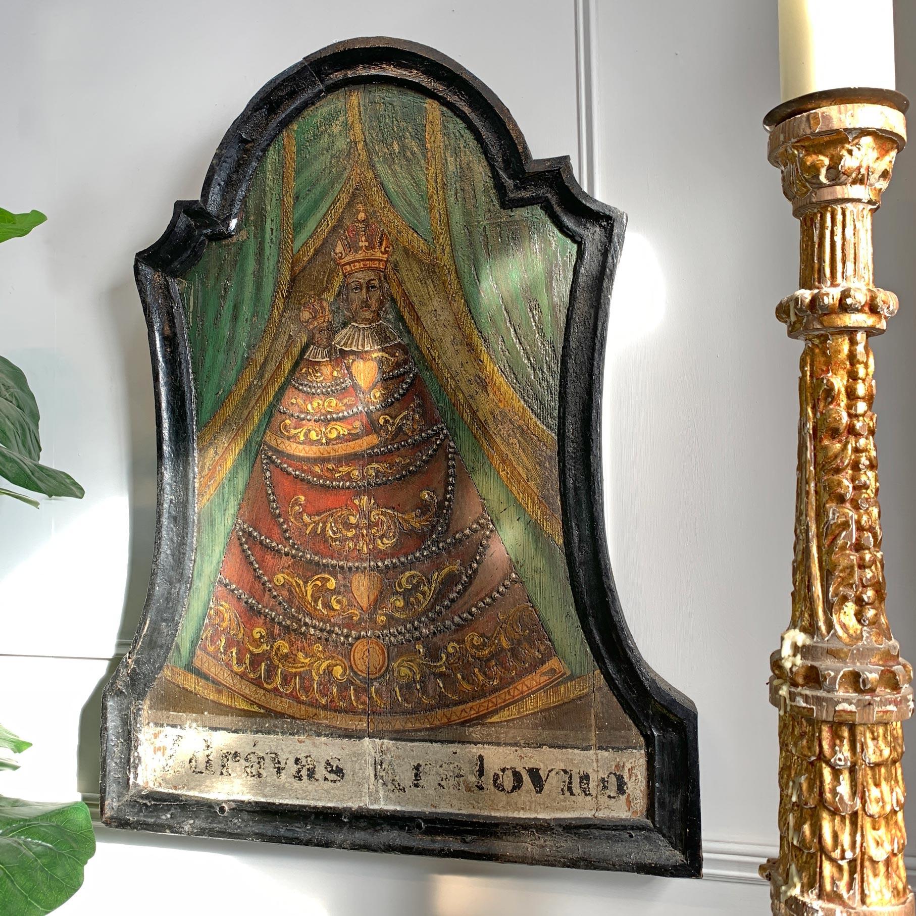 Hongrois Iconque religieux orthodoxe du 16e-17e siècle sur planche de la Vierge Marie et de Jésus en vente