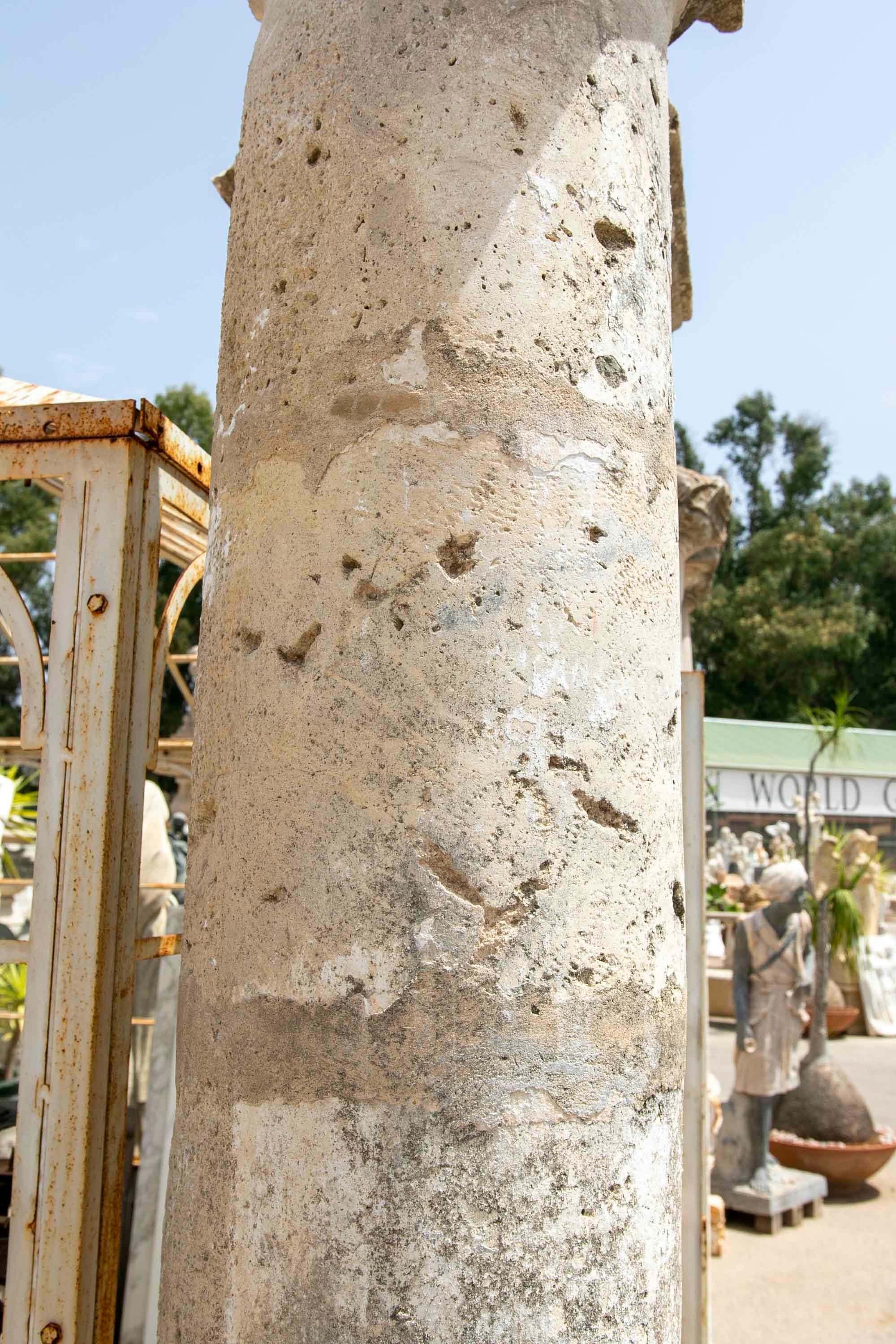 16th-17th Century Spanish Set of Four Tuscan-Style Stone Columns  For Sale 10