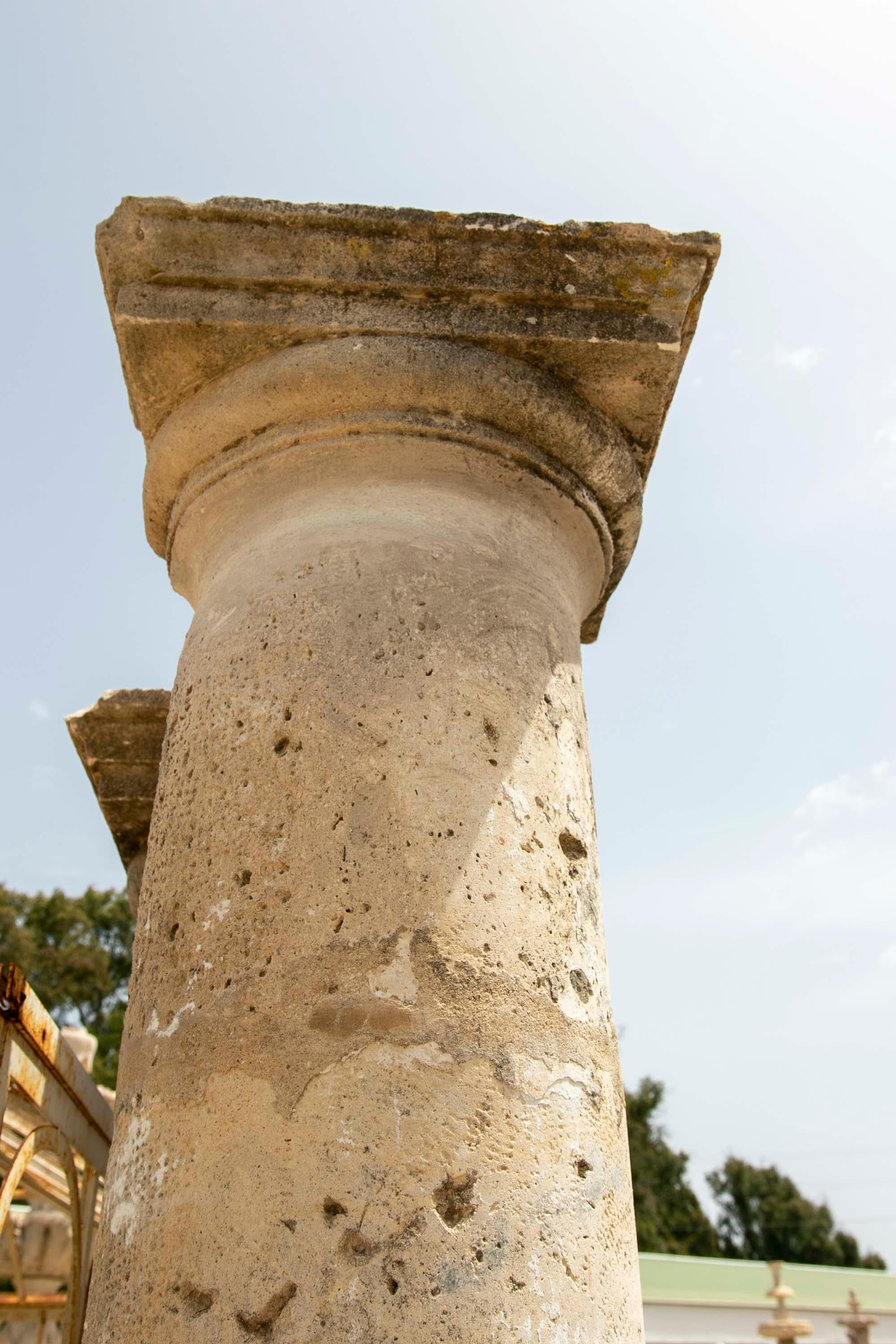 Ensemble de quatre colonnes de pierre de style toscan du 16e-17e siècle en Espagne  en vente 12