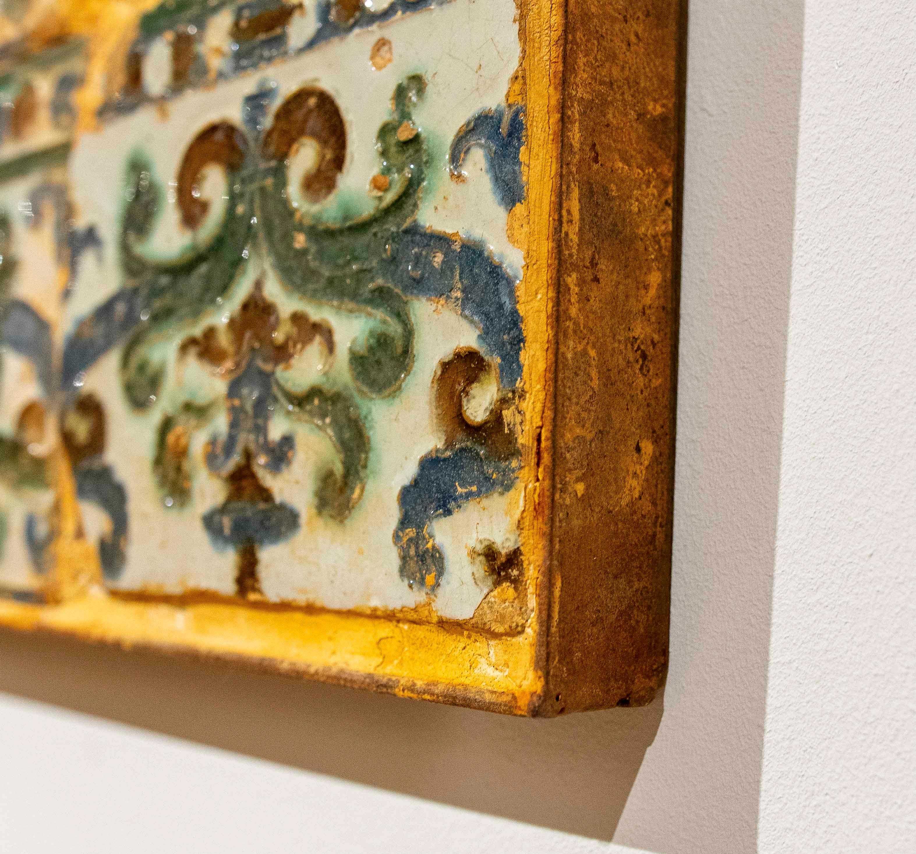 16th Antique Panel Glazed Tiles in Green and Blue en venta 3
