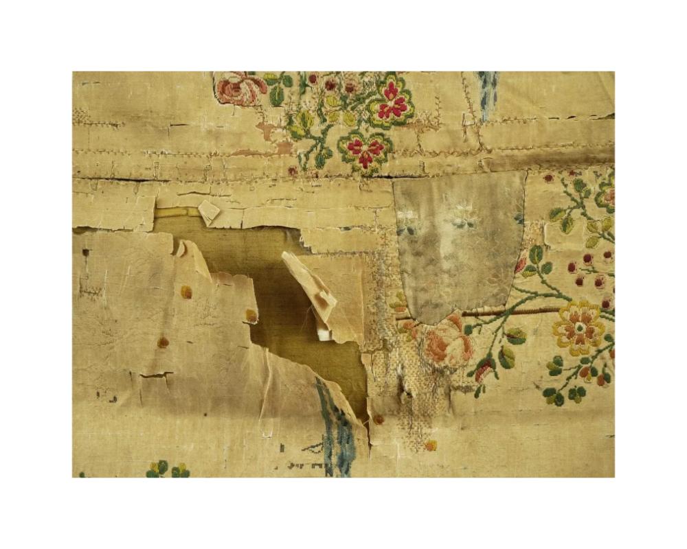 16Th C Italian Hand Embroidered Silk Wall Hanging In Good Condition For Sale In New York, NY
