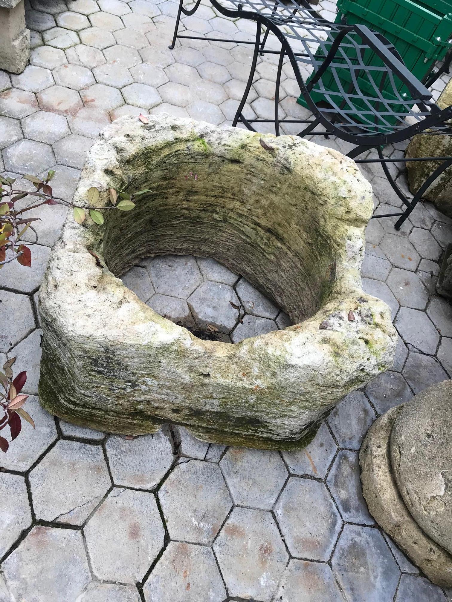 Wellhead Hand Carved Stone Container Planter Basin Antiques Cachepot Melrose ave In Good Condition In West Hollywood, CA