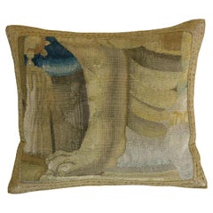 Coussin en tapisserie baroque bruxelloise du 16ème siècle - 17'' X 16''