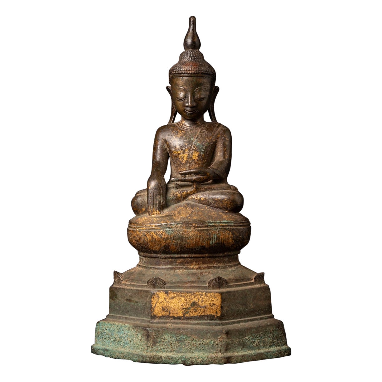 16th century Antique bronze Burmese Buddha statue from Burma