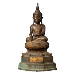 Antike burmesische Buddha-Statue aus Bronze aus Burma aus dem 16. Jahrhundert