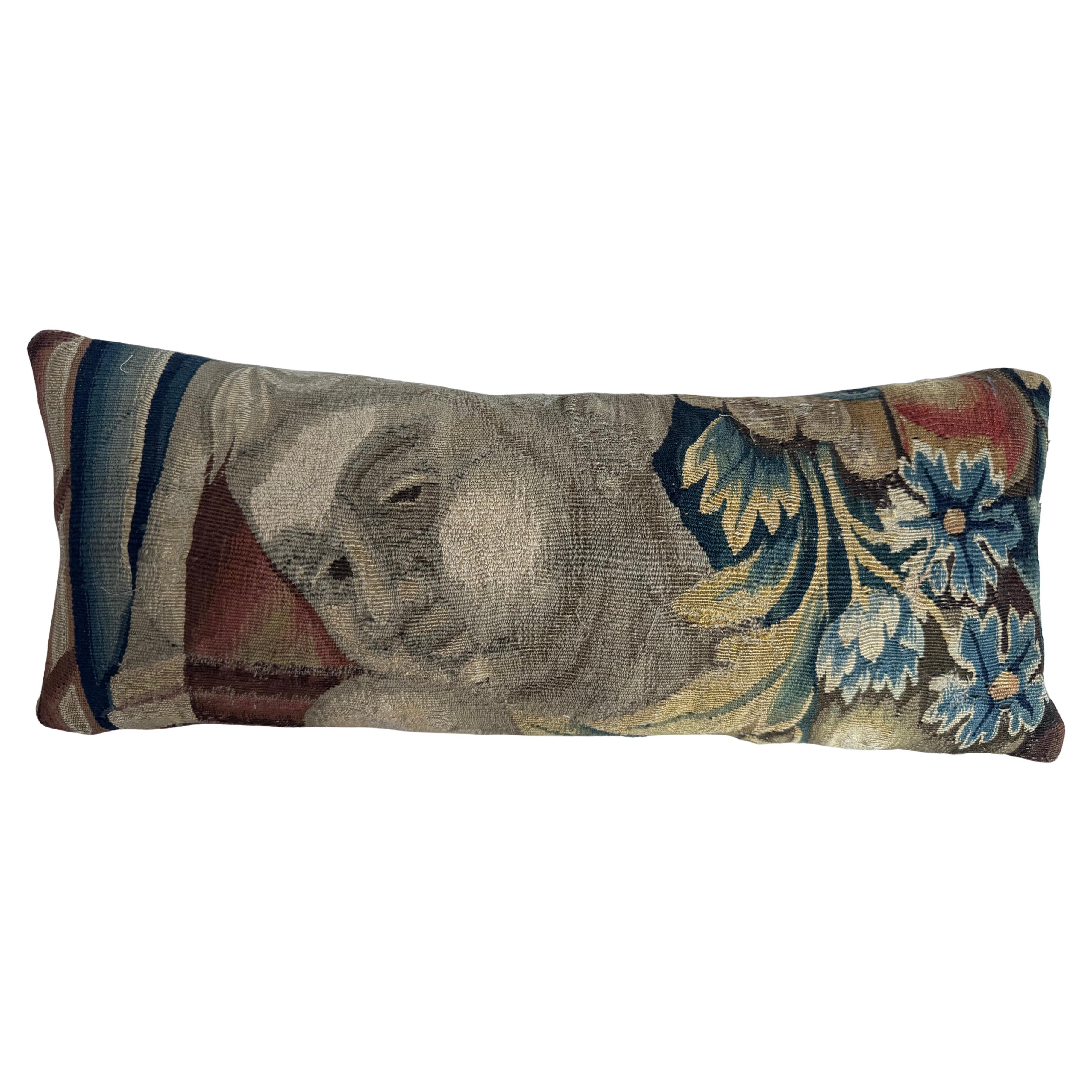 Oreiller en tapisserie figurative bruxelloise du XVIe siècle