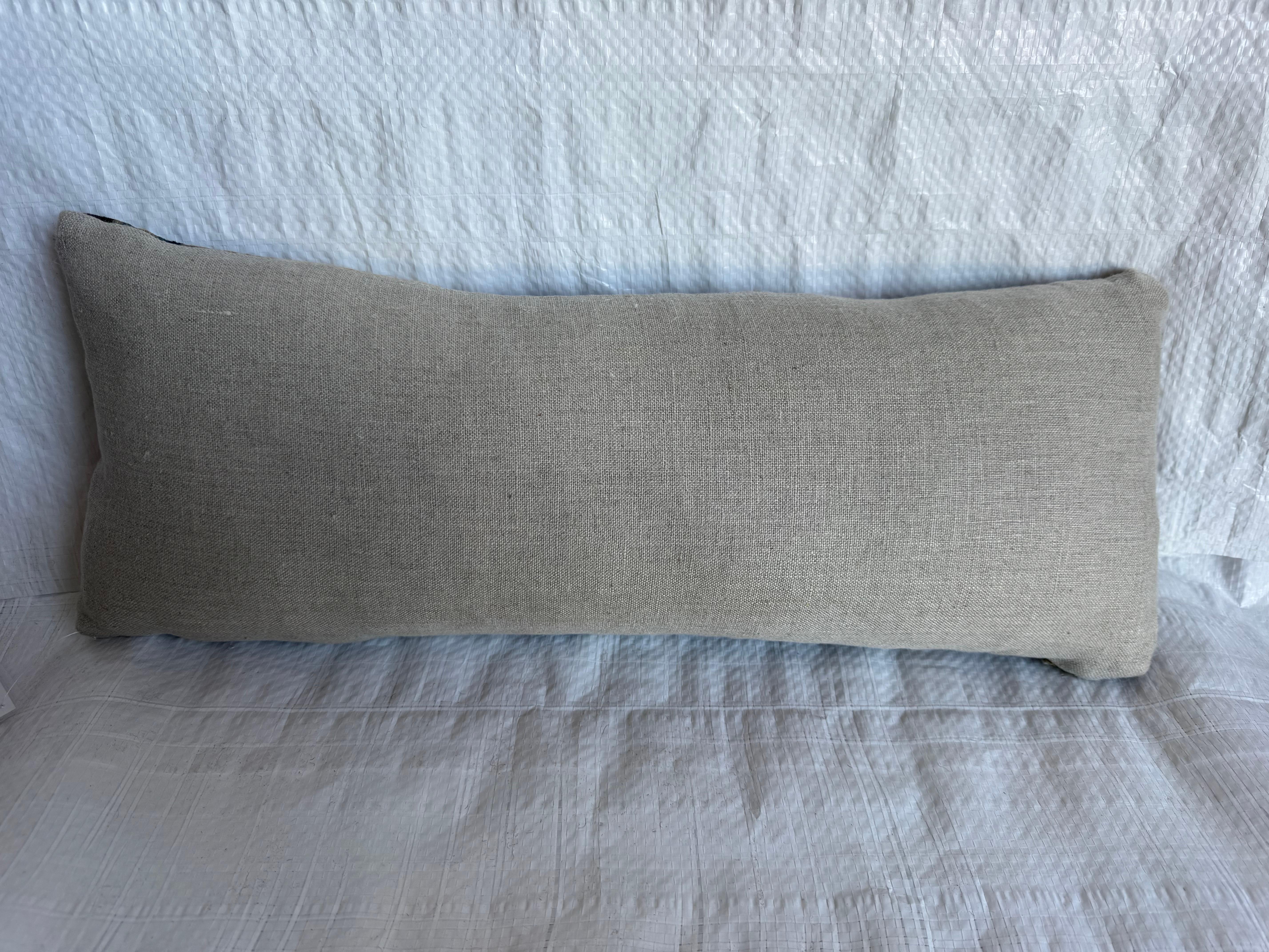 Oreiller en tapisserie ancienne de Bruxelles du 16e siècle Bon état - En vente à Los Angeles, US