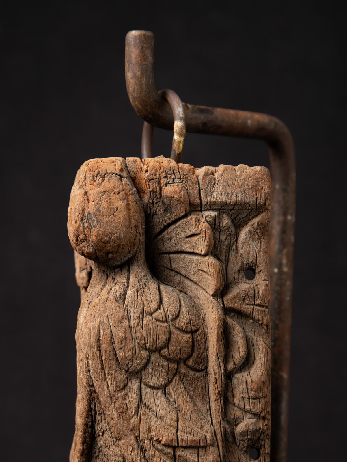 16th century Antique Indian wooden Temple fragment from India For Sale 10