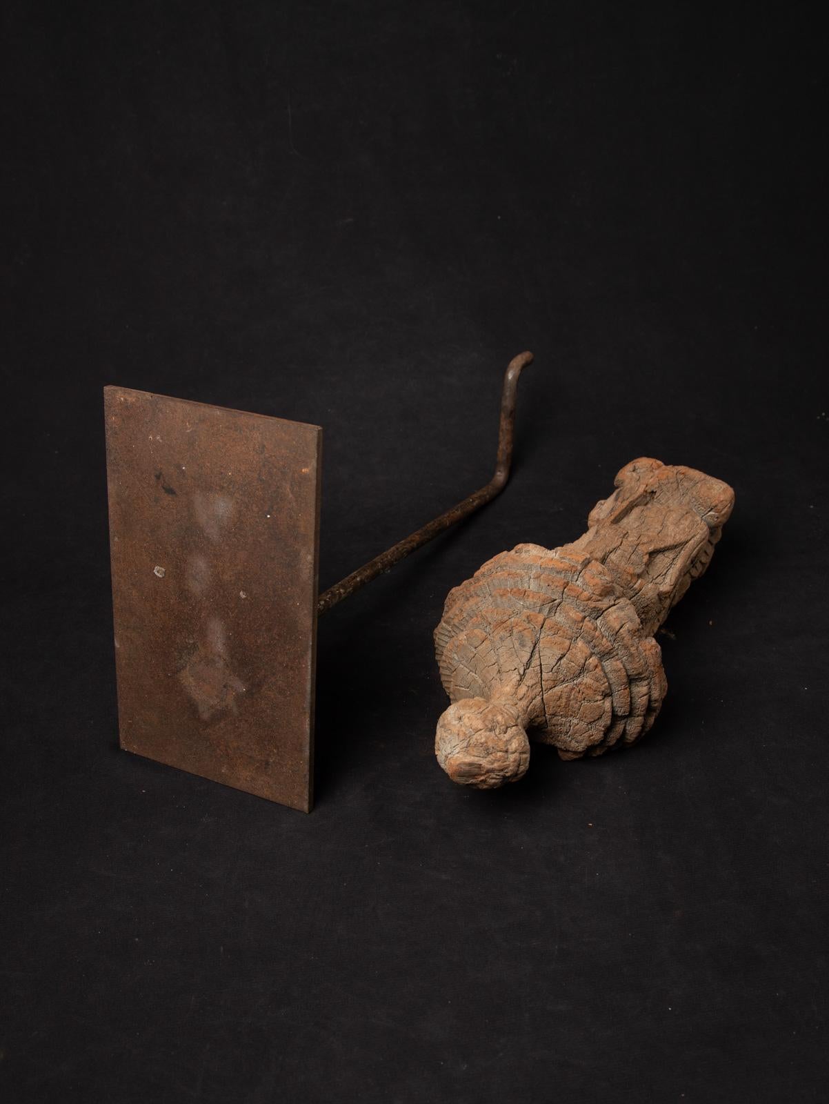 16th century Antique Indian wooden Temple fragment from India For Sale 15