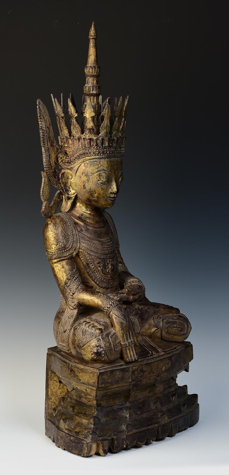 16th Century, Ava, Rare Antique Tai Yai Burmese Wooden Seated Crowned Buddha For Sale 4