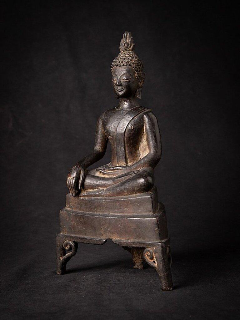 Material: bronze
32,3 cm high 
18,5 cm wide and 10,5 cm deep
Weight: 2.833 kgs
Bhumisparsha mudra
Originating from Thailand
16th century
With confirmed TL-test, see pictures
A special Buddha with a very nice face !.
 