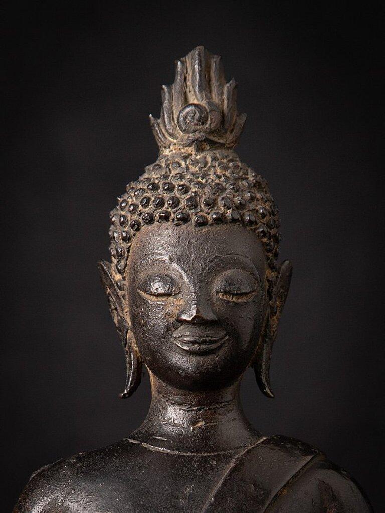 16th Century Bronze Lanna Buddha Statue from Thailand For Sale 5