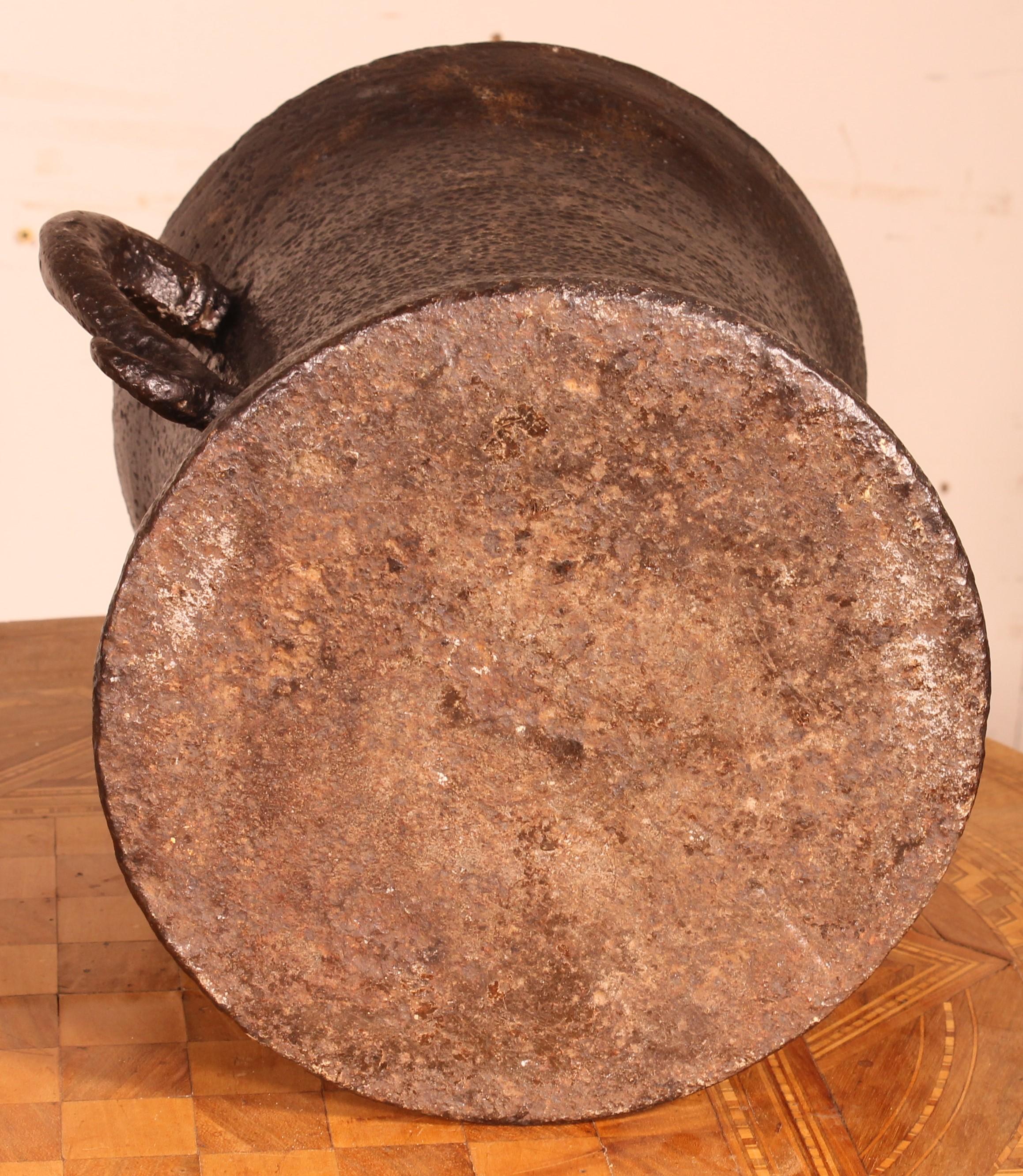 16th Century Cast Iron Mortar For Sale 3