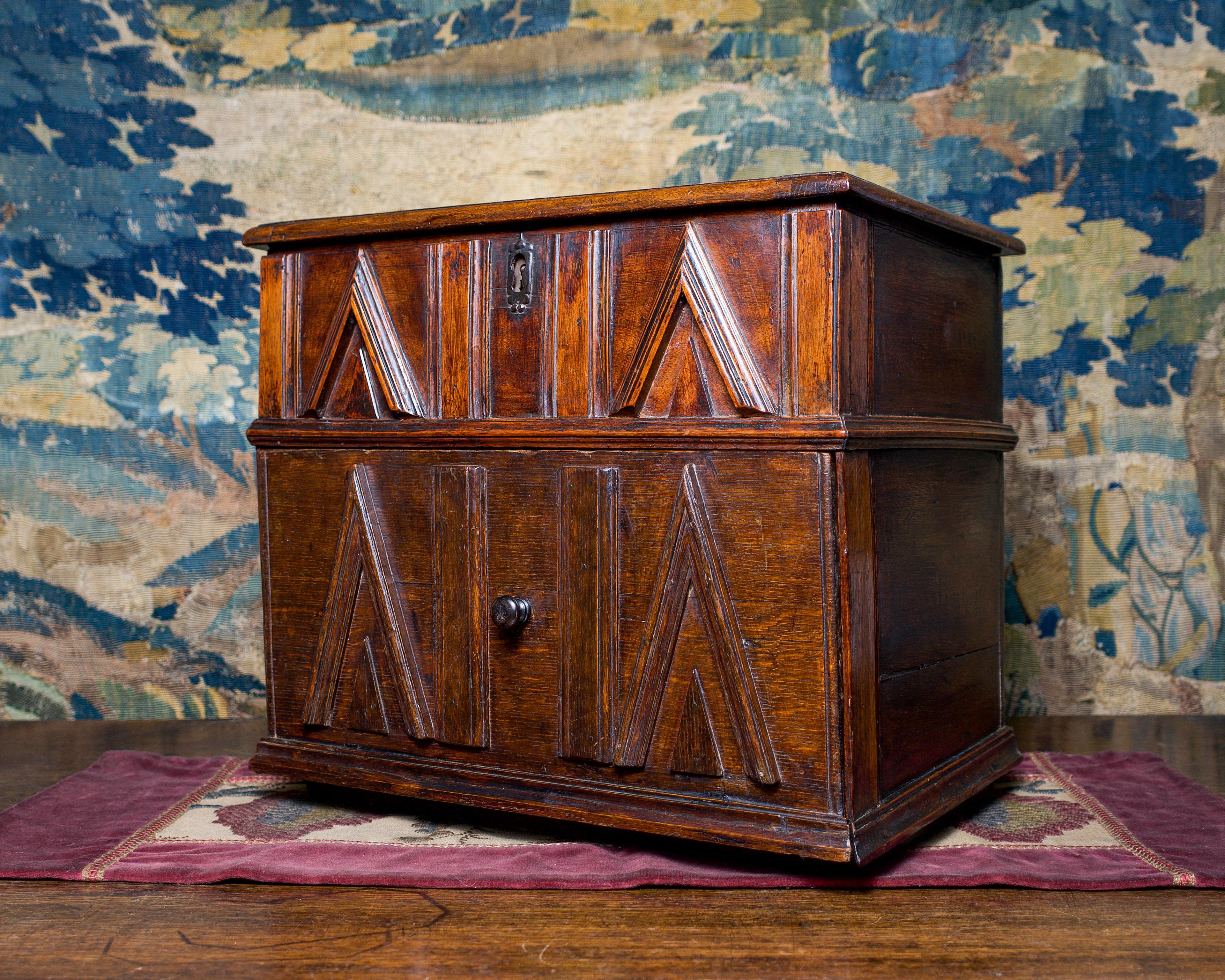 Renaissance 16th Century, Elizabeth I, Oak & Chestnut Table Cabinet, circa 1580-1600