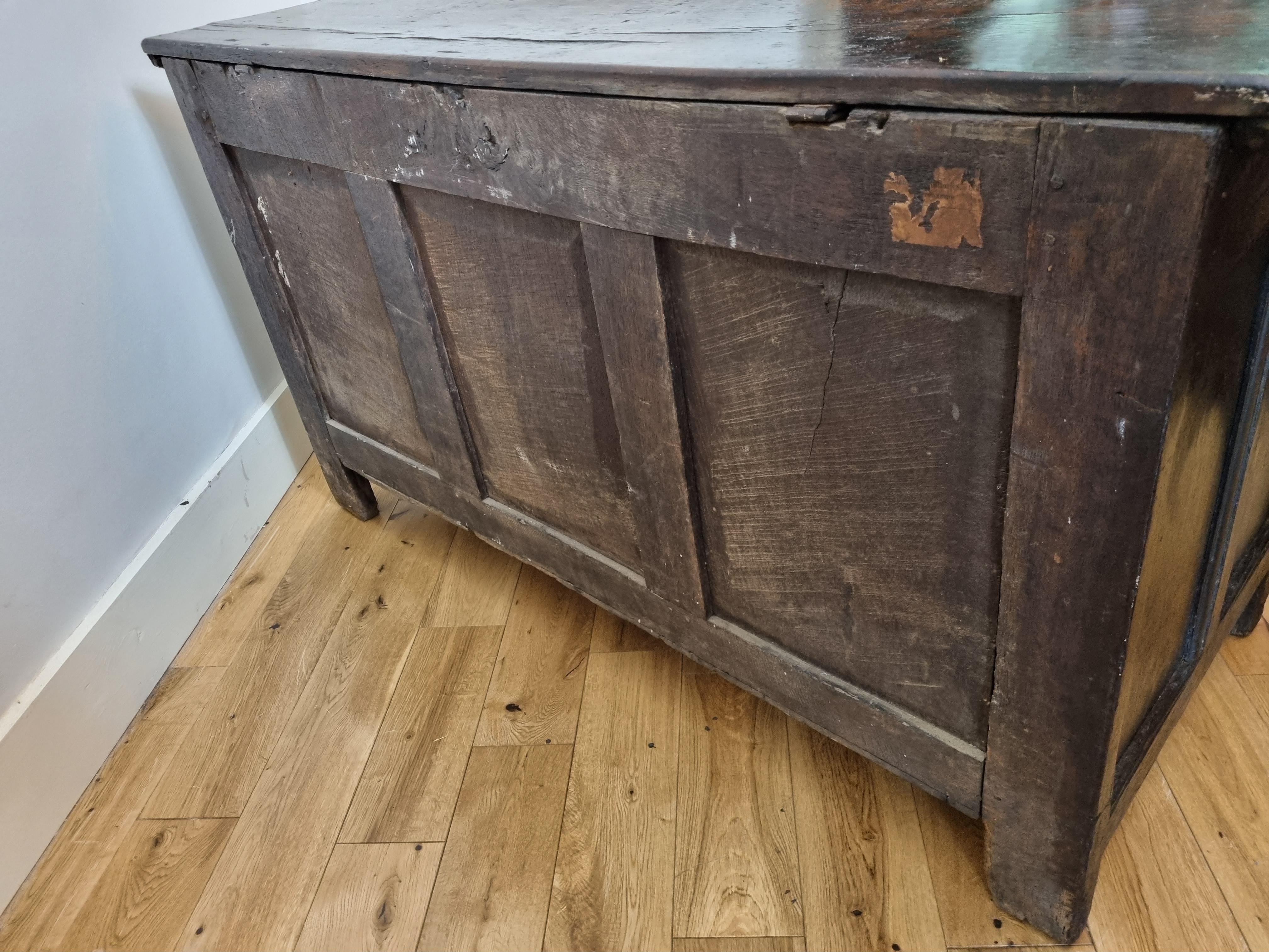 16th Century Elizabethan Carved Oak Chest  For Sale 5
