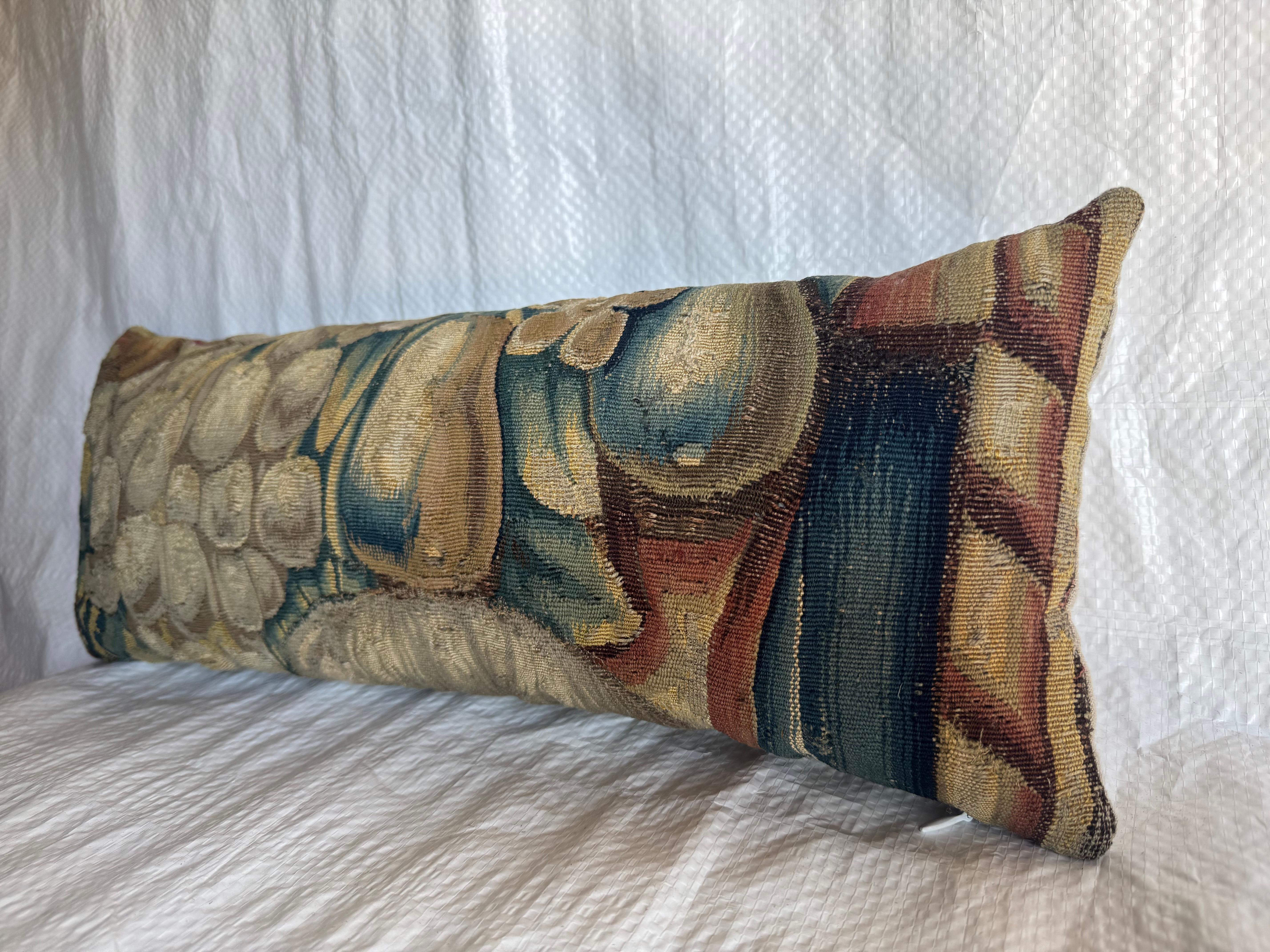 Belge Oreiller en tapisserie flamande de Bruxelles du XVIe siècle en vente