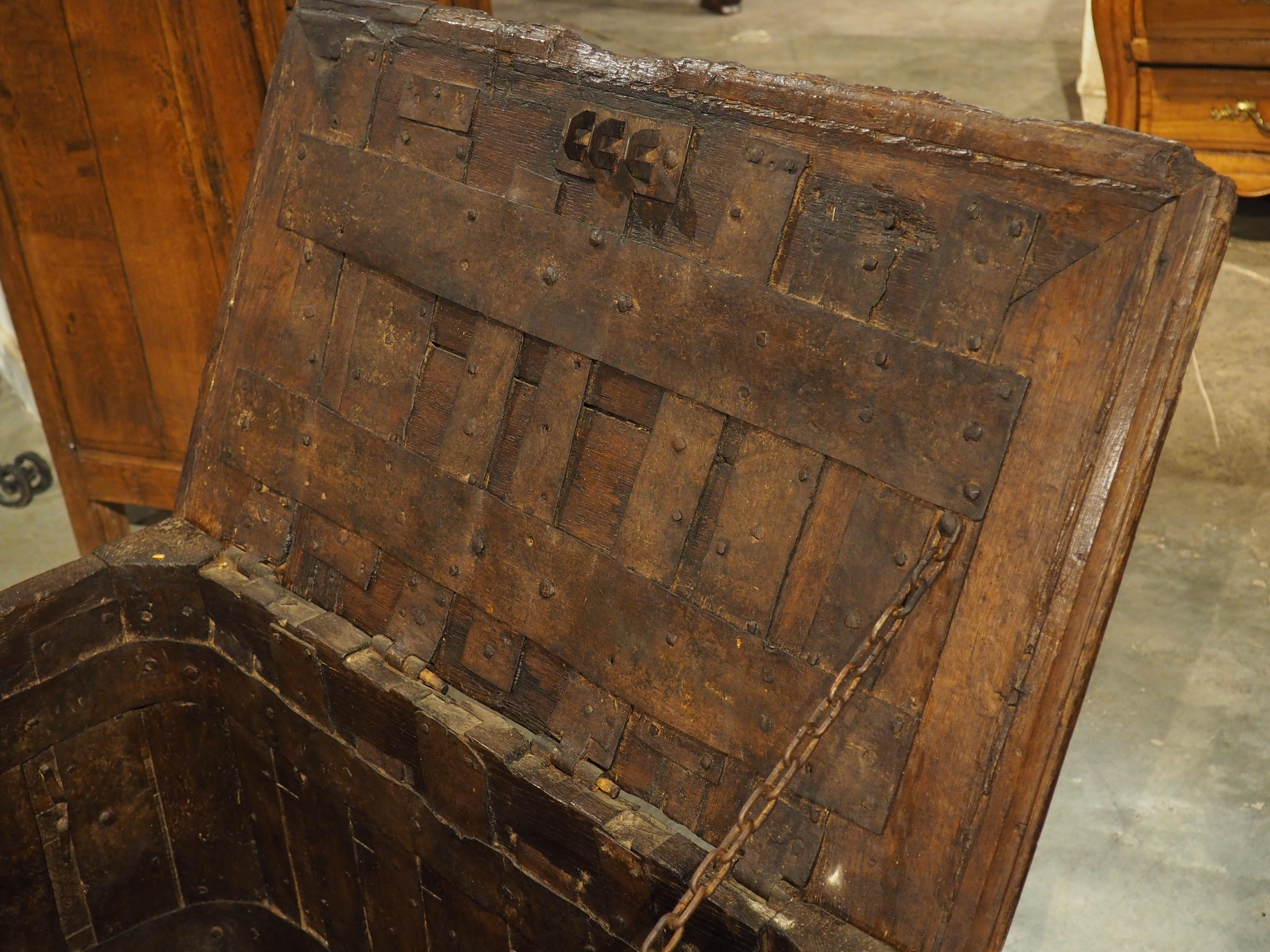 16th Century Flemish Oak Strong Box Trunk with Iron Strapwork For Sale 6