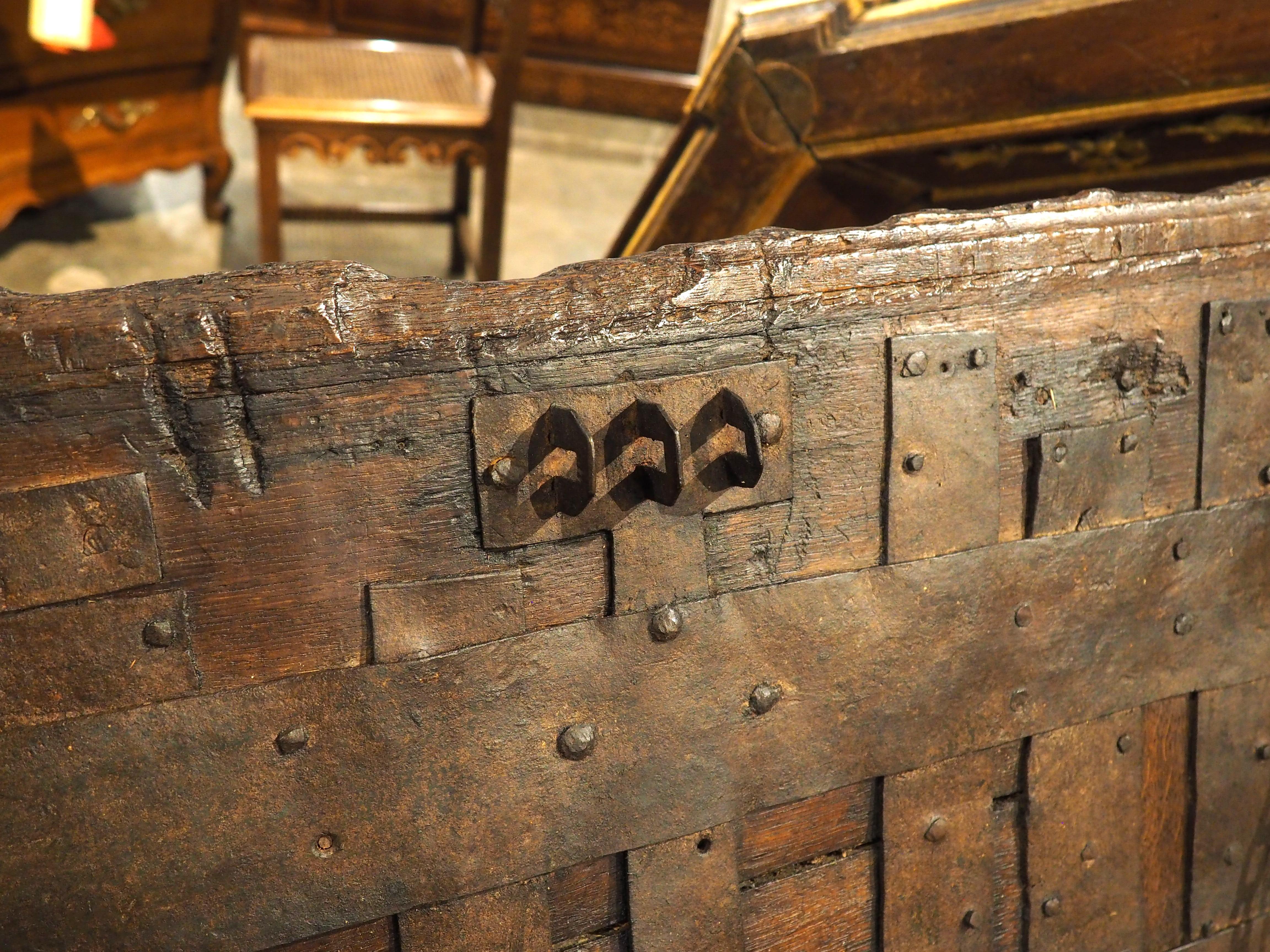 16th Century Flemish Oak Strong Box Trunk with Iron Strapwork For Sale 8