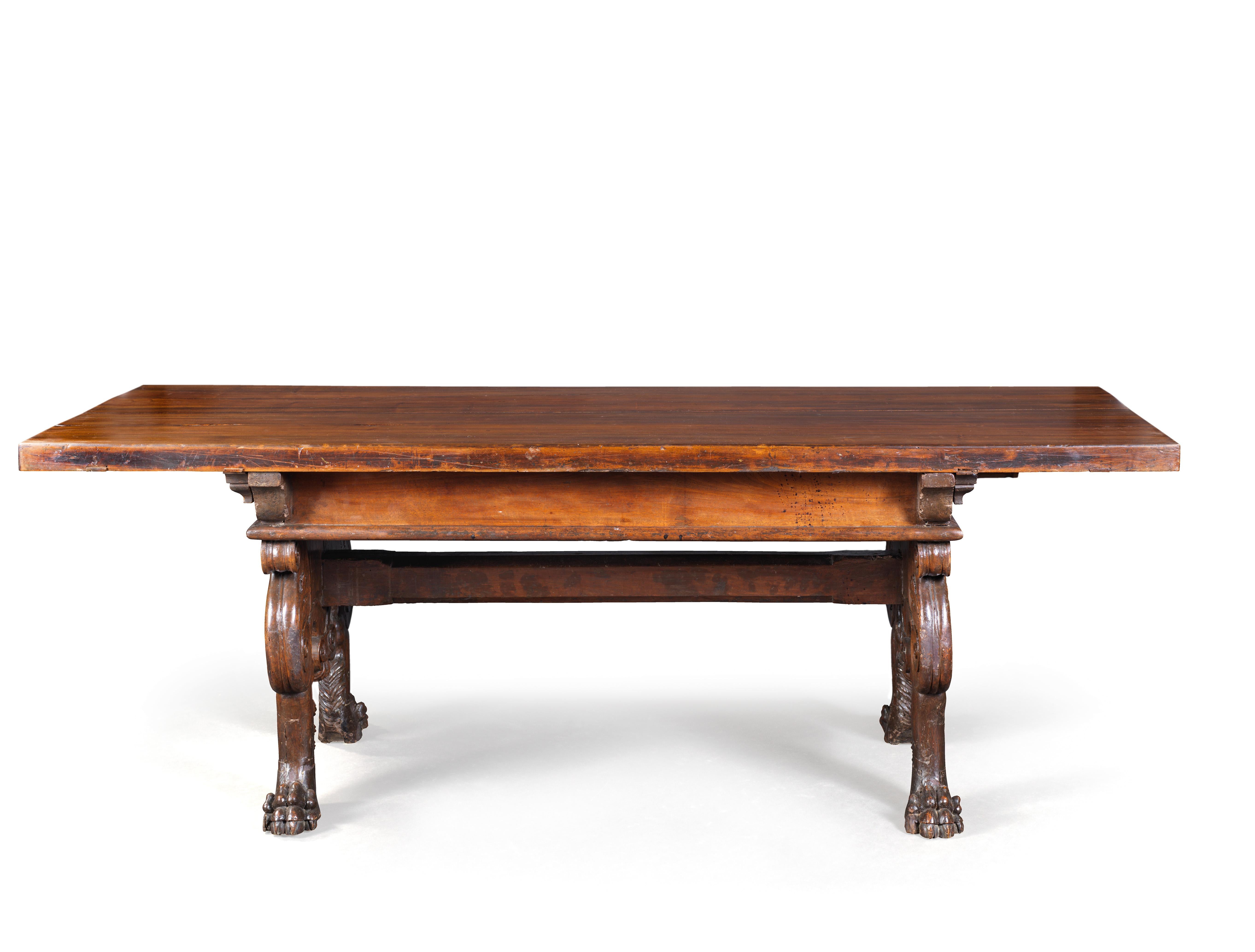 16th century table
