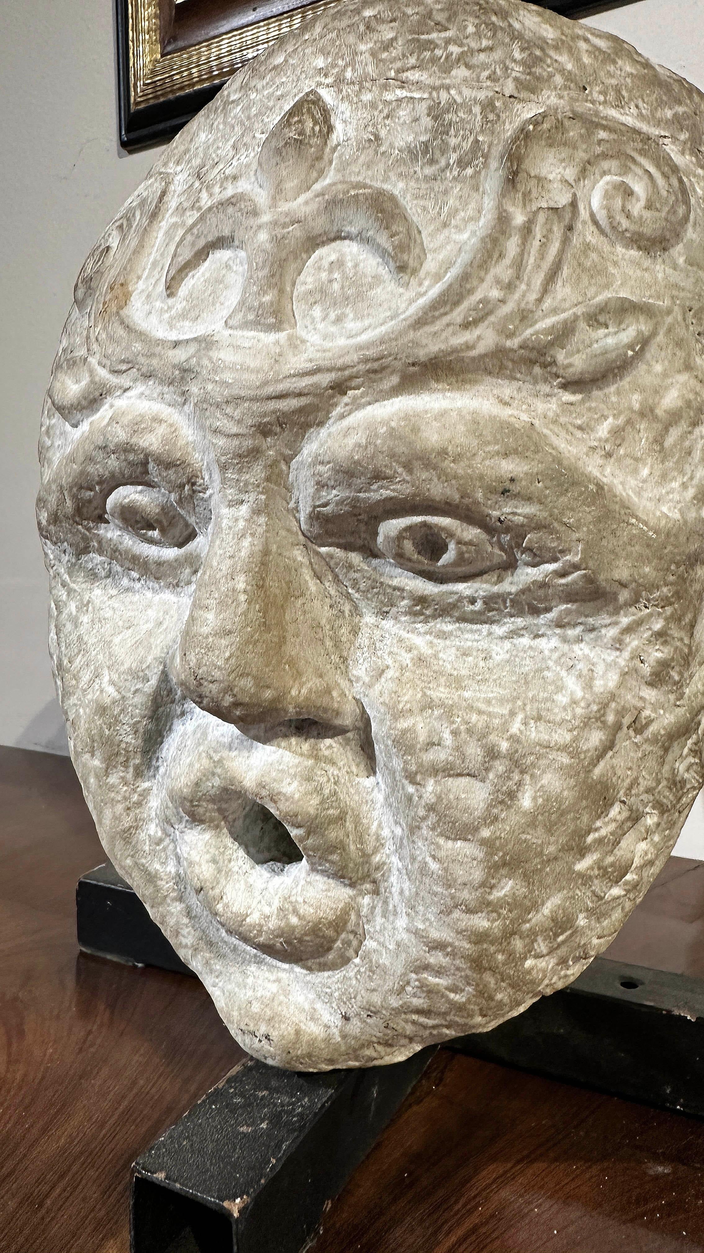 16th CENTURY FOUNTAIN MASK SCULPTURE in vendita 1