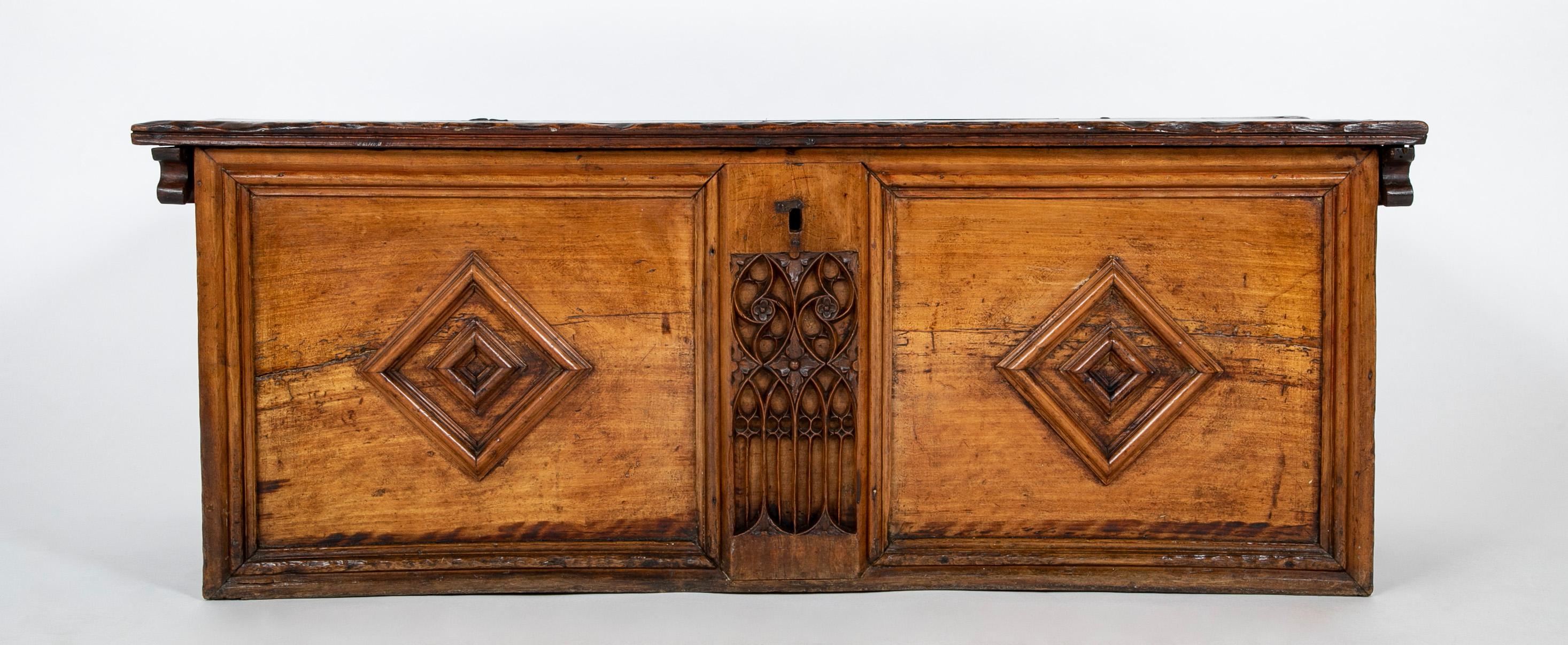 16th Century French Carved Walnut Cassone With Gothic Tracery  For Sale 1