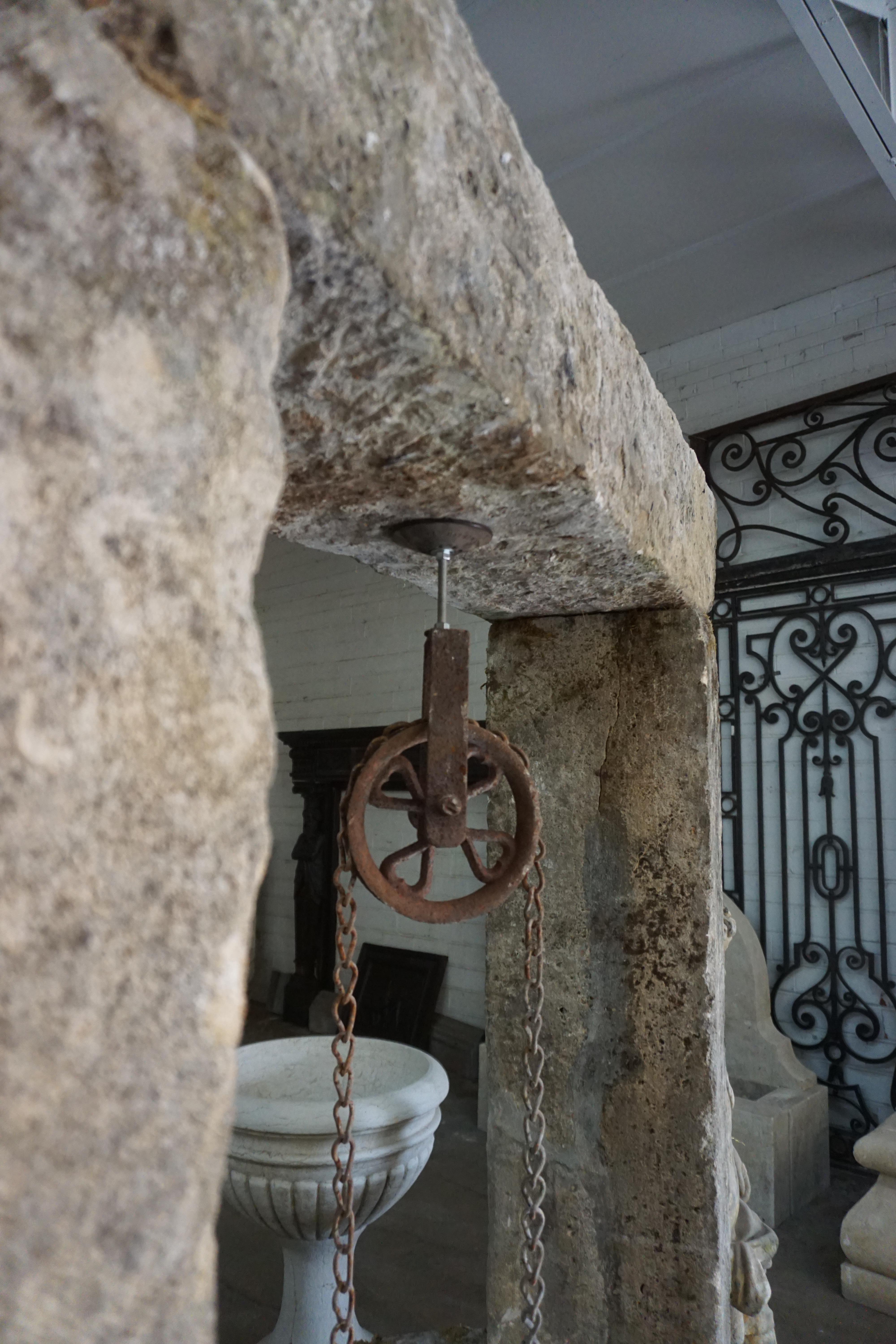 16th Century French Well  In Good Condition In Dallas, TX