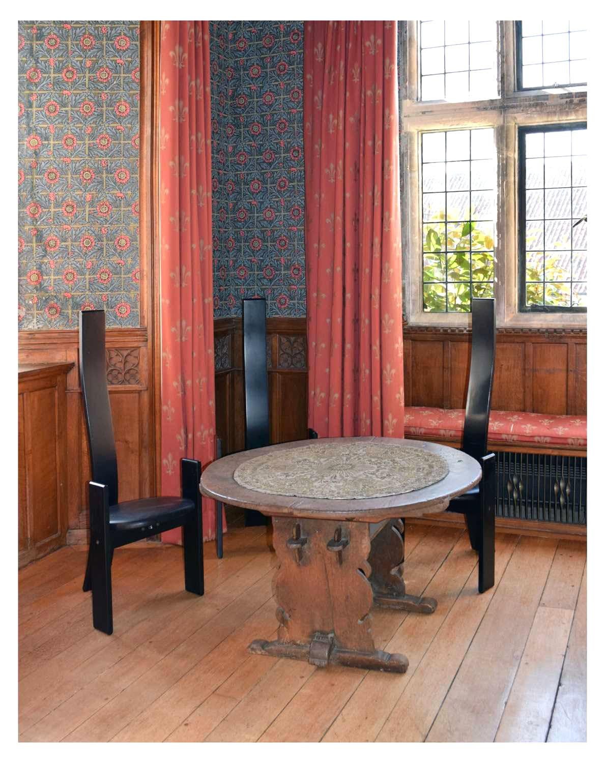 16th Century German oak monk's bench / centre table For Sale 3