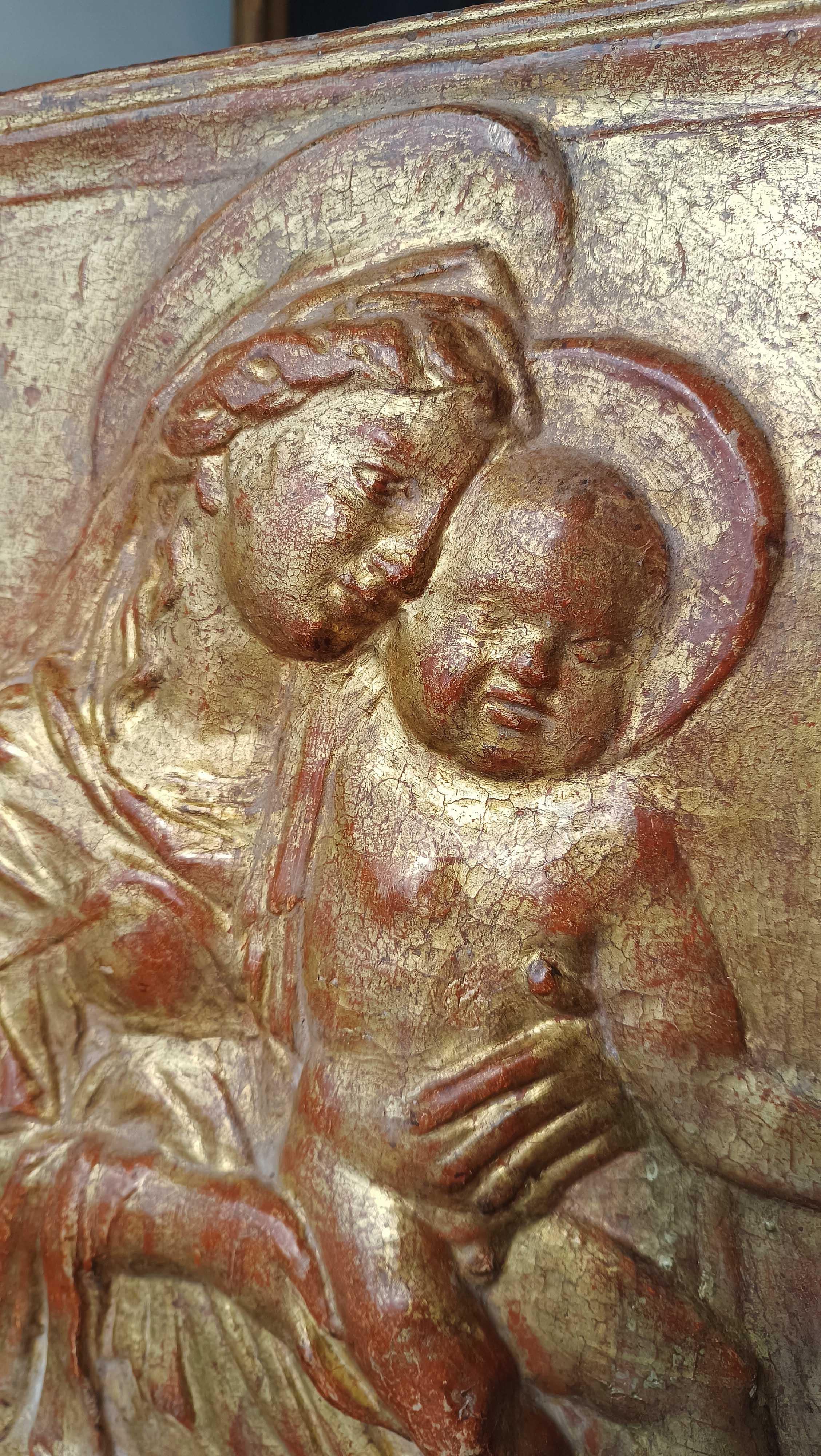 Gilt 16th CENTURY GOLDEN STUCCO PLAQUE MADONNA AND CHILD  For Sale
