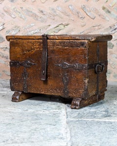 16th Century, Gothic Iron Bound Oak Chest, Flemish, circa 1500-1540